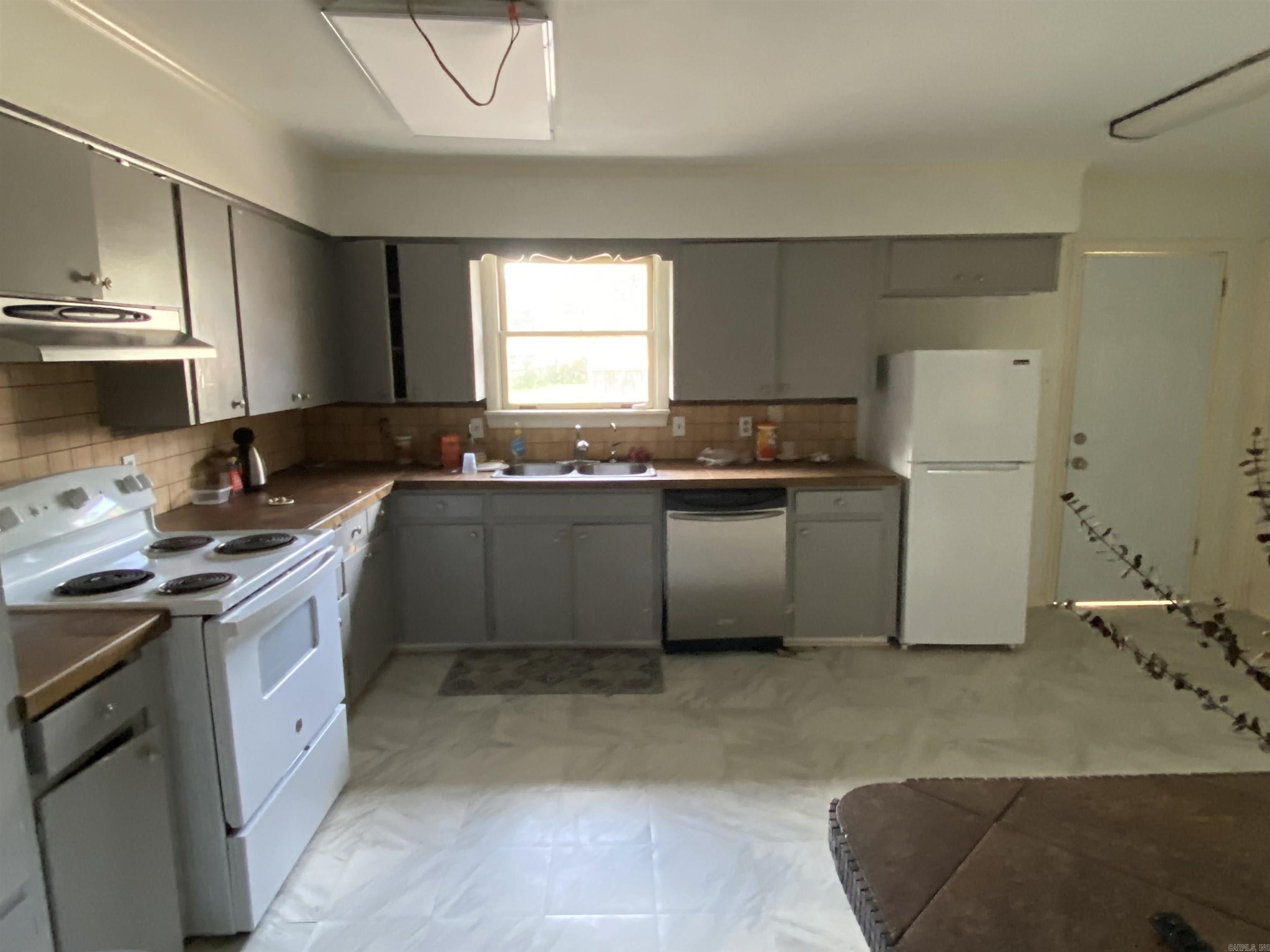 BRIARWOOD - Residential