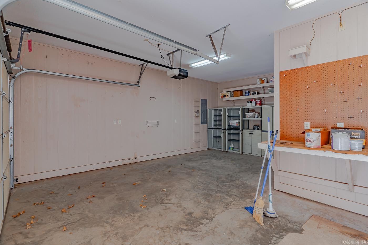 COUNTRYSIDE ESTATES - Residential