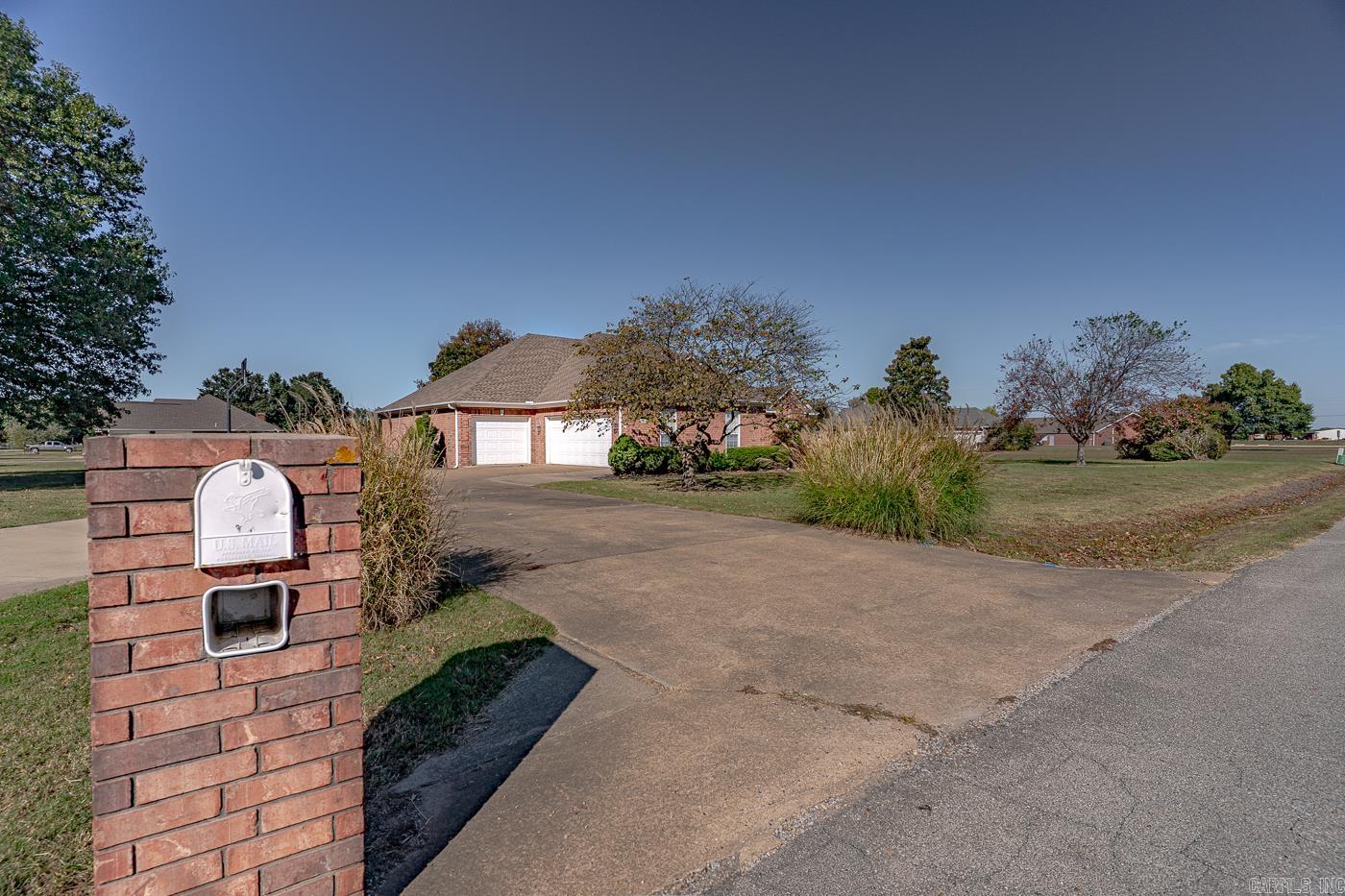 COUNTRYSIDE ESTATES - Residential