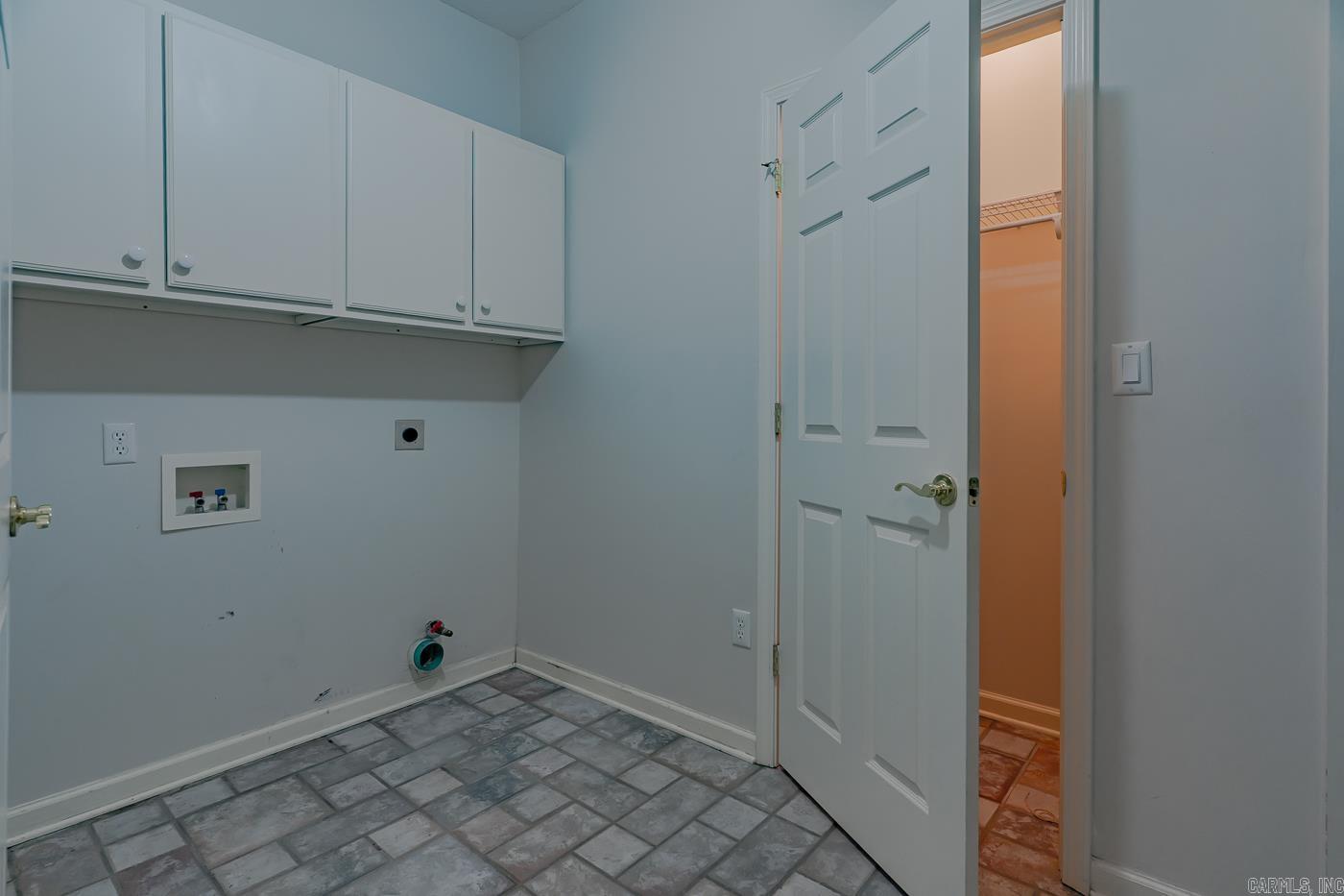 COUNTRYSIDE ESTATES - Residential