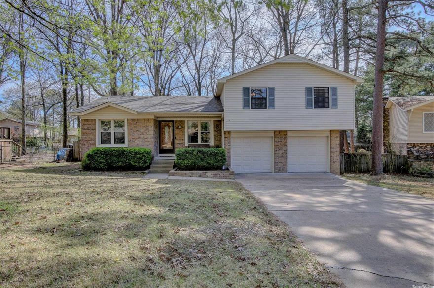 Well maintained home in Sandpiper subdivision with quick highway access. A 3 bedroom/2.5 bath home with a gas fireplace, breakfast nook, and patio doors that lead out to the deck. Upstairs you'll find hardwood flooring in all of the bedrooms with the primary en-suite large enough for a king sized bed. Large remodeled master bathroom with a soaking tub, walk-in shower, and double sinks. New roof, flower beds, HVAC, garbage disposal, dishwasher, water heater, wifi thermostat, and shed roof.