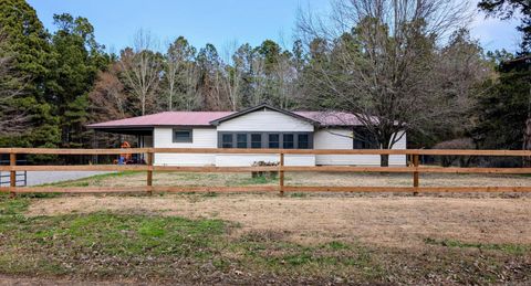 Photo of 2460 Armstead Road, Star City, AR 71667 (MLS # 26006759)