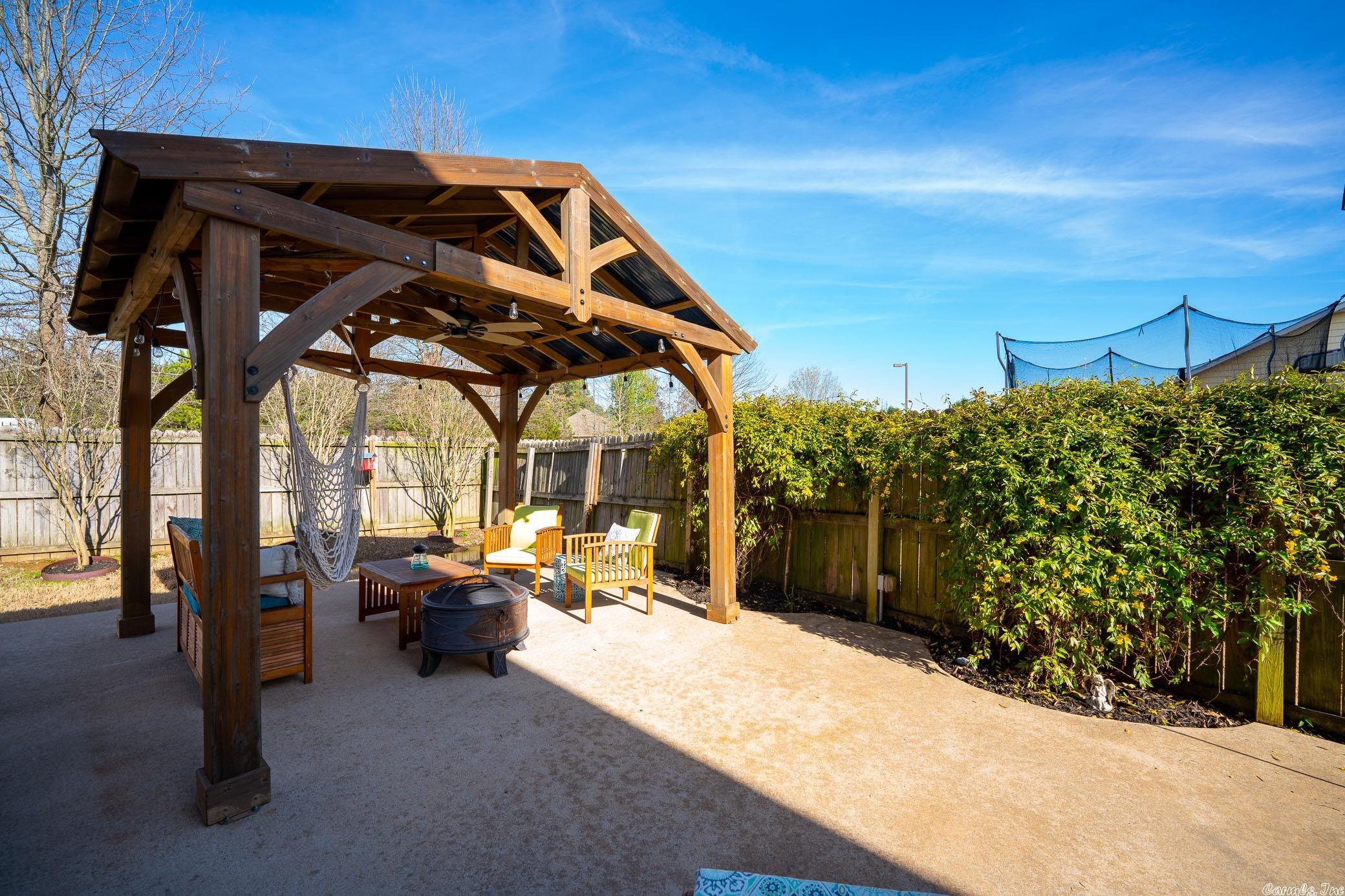 CROSSING ON THE GREEN P.U.D. - Residential