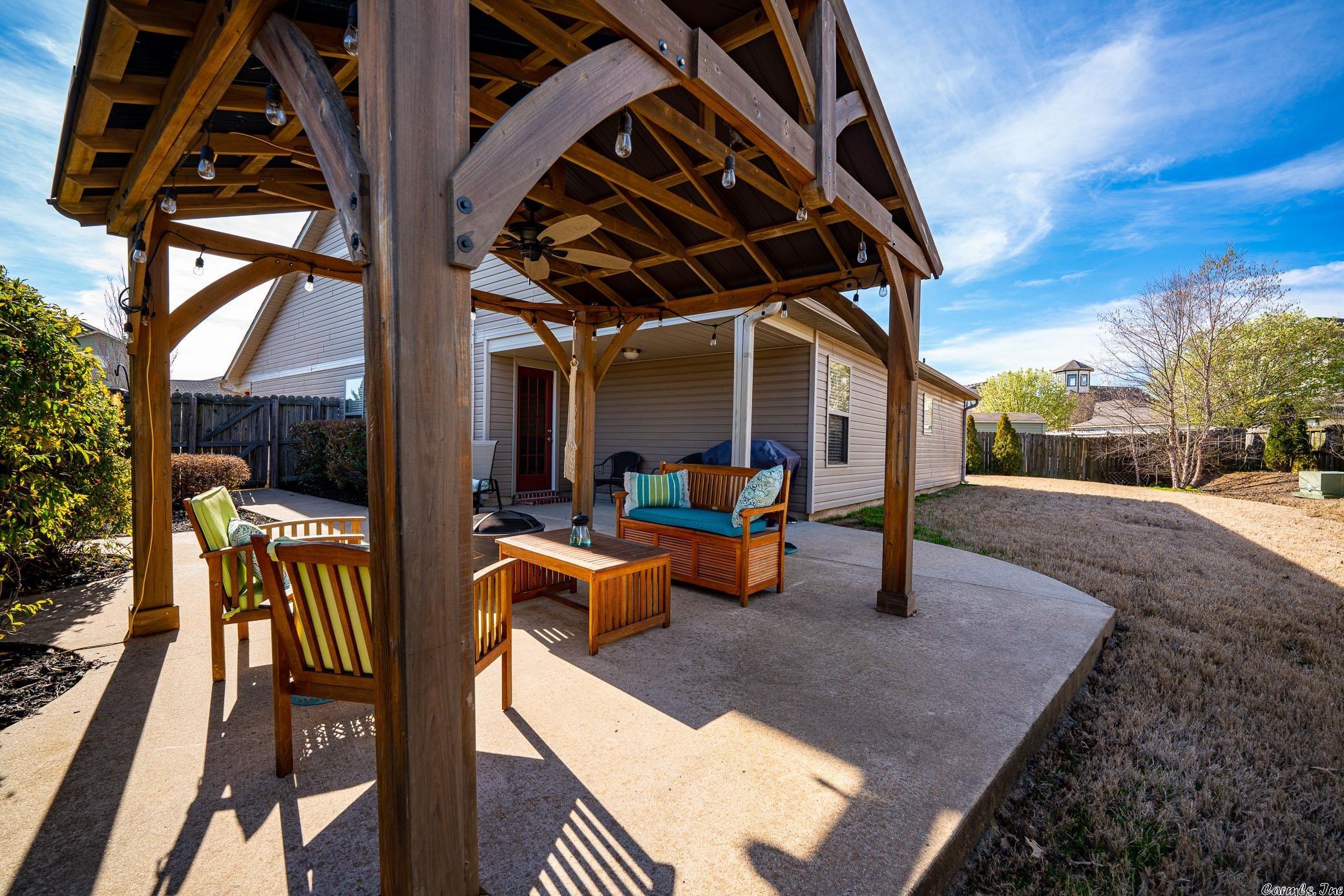 CROSSING ON THE GREEN P.U.D. - Residential