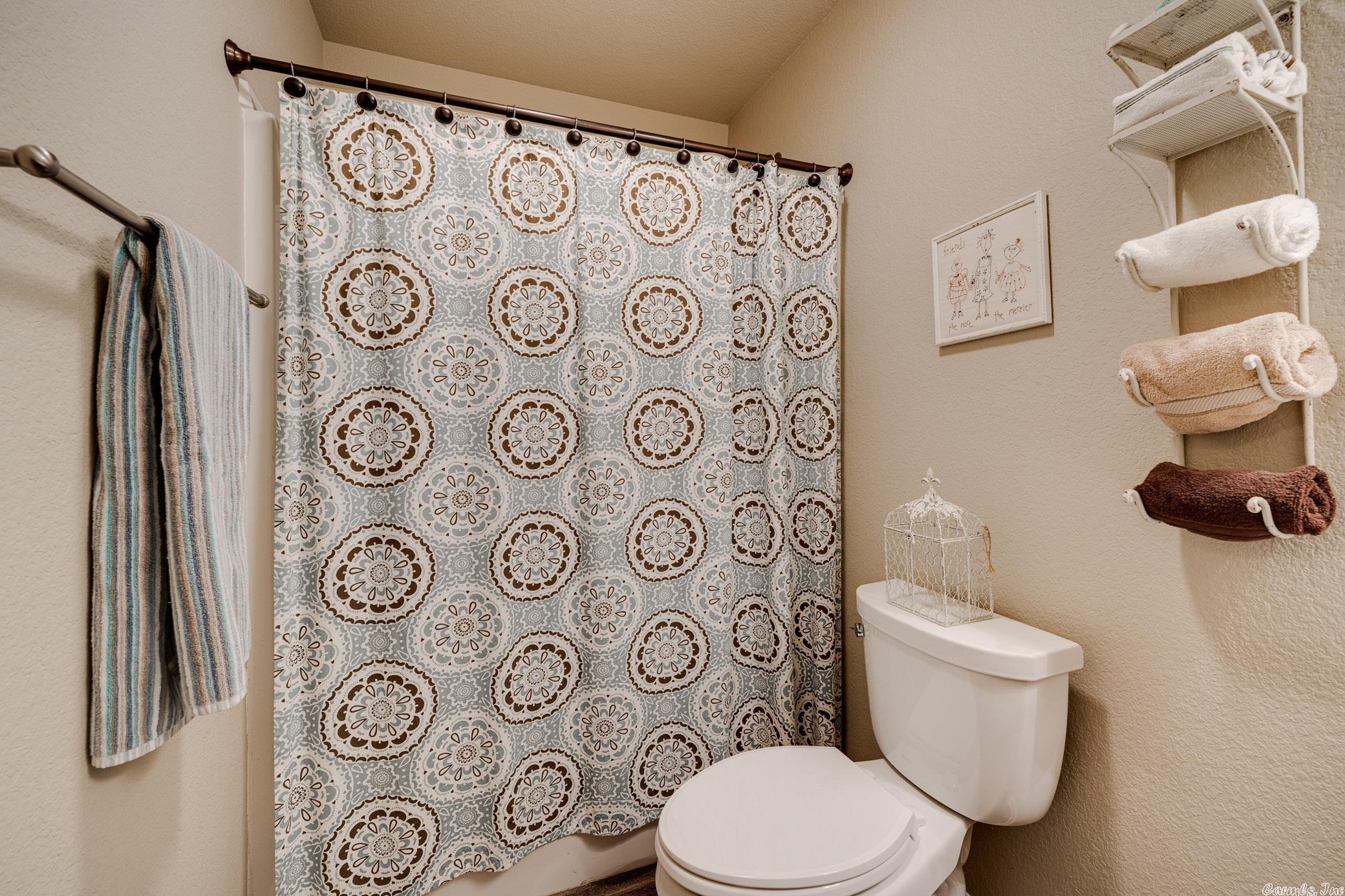 CROSSING ON THE GREEN P.U.D. - Residential