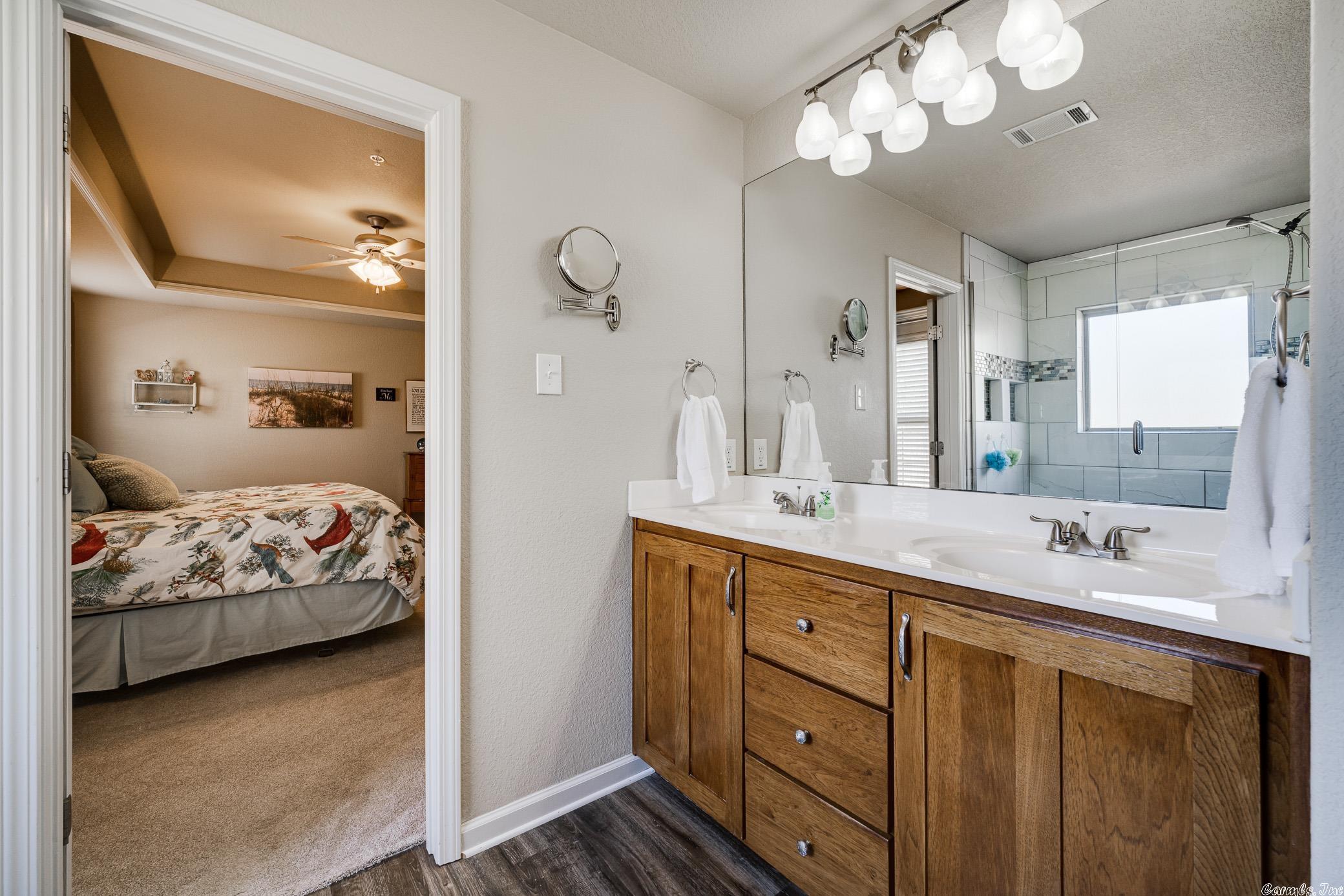 CROSSING ON THE GREEN P.U.D. - Residential