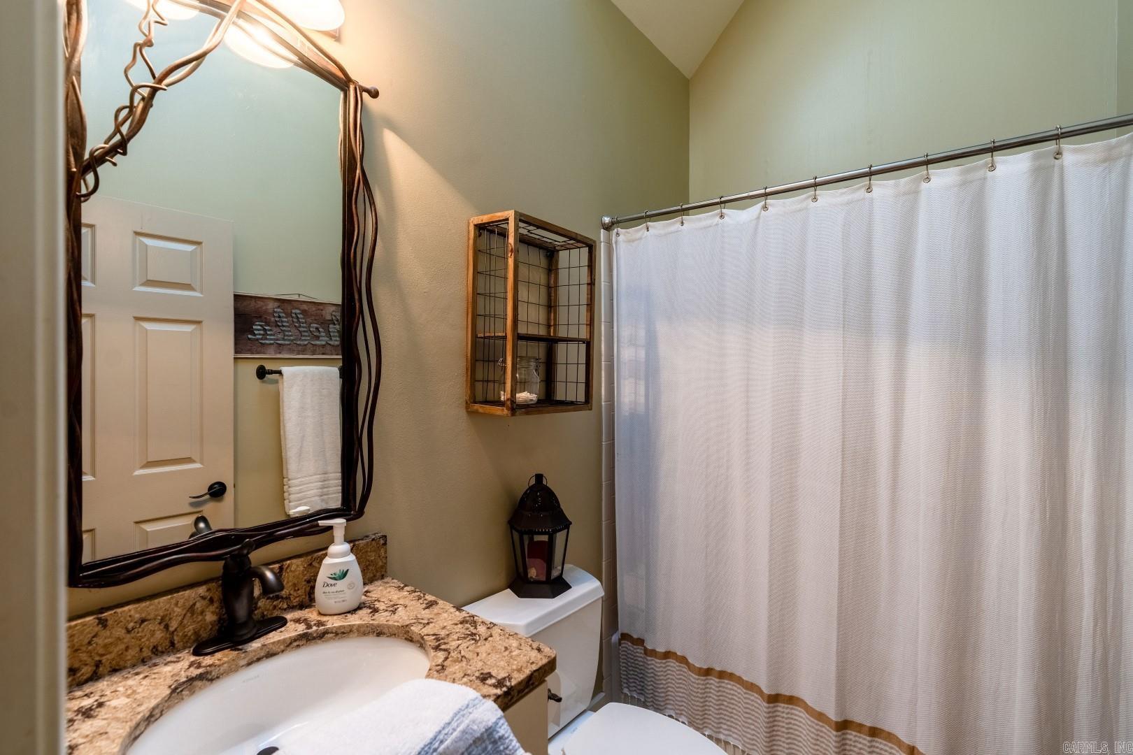 Eden Isle-Country Club - Residential