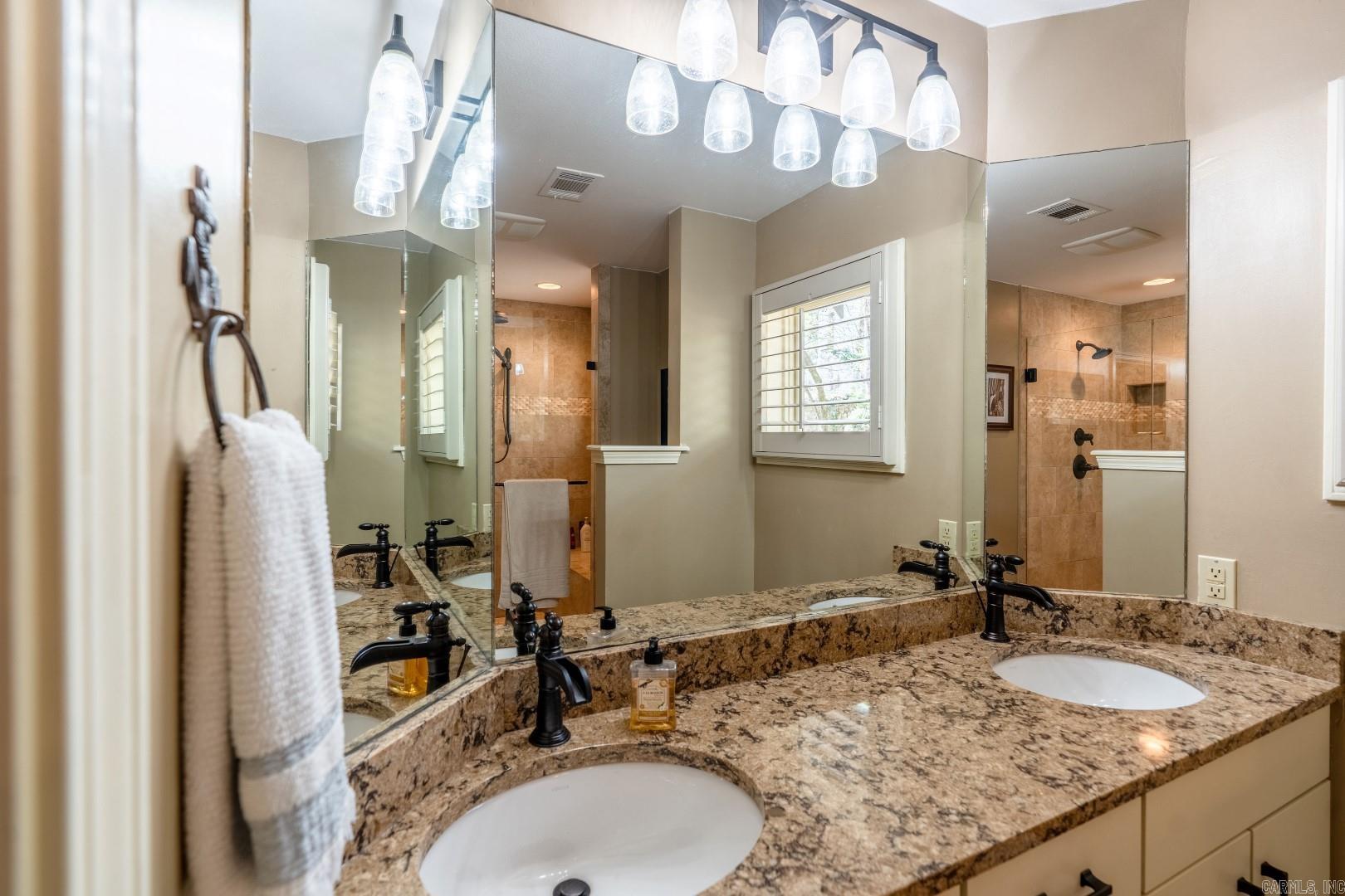 Eden Isle-Country Club - Residential