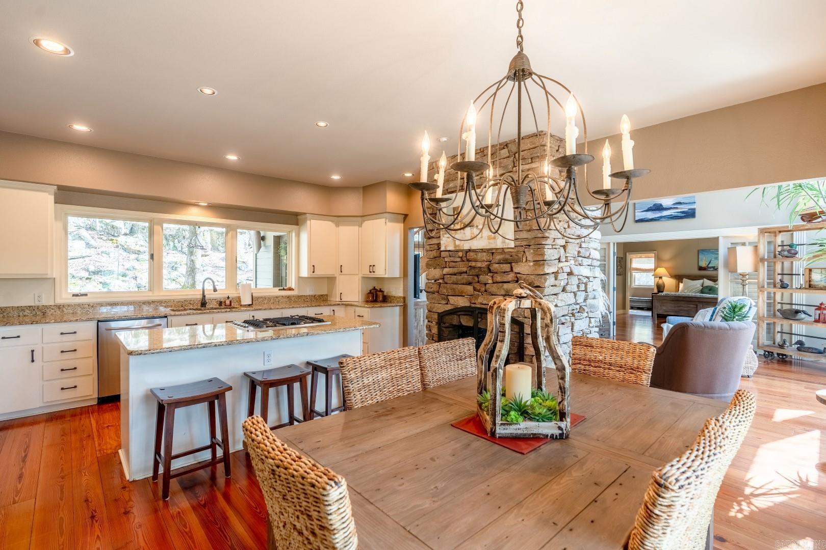 Eden Isle-Country Club - Residential