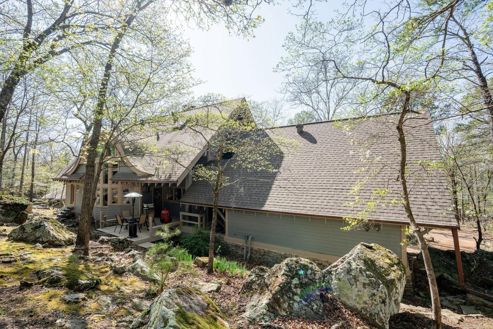 Eden Isle-Country Club - Residential