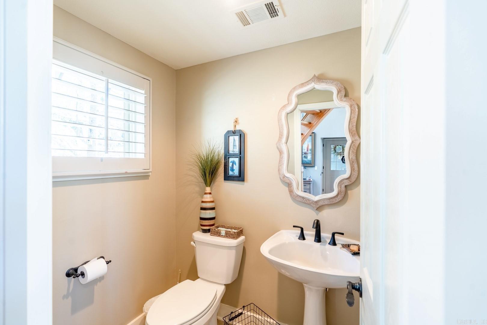 Eden Isle-Country Club - Residential