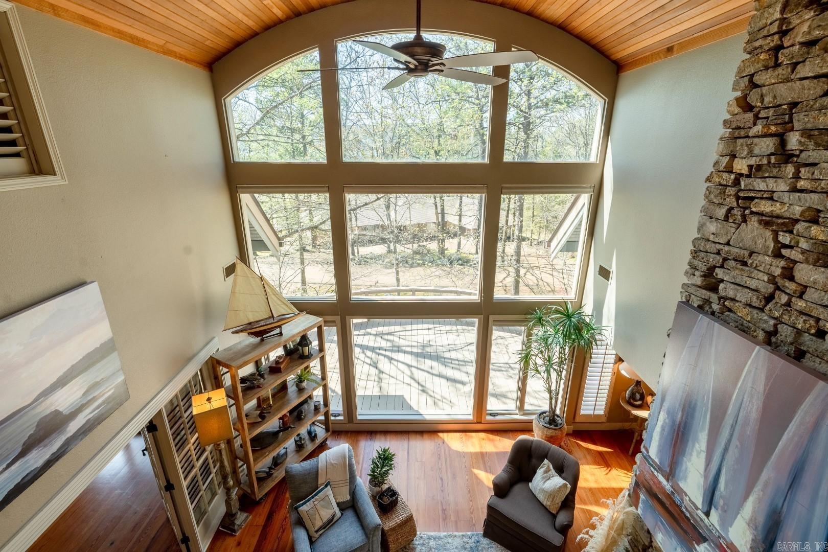 Eden Isle-Country Club - Residential