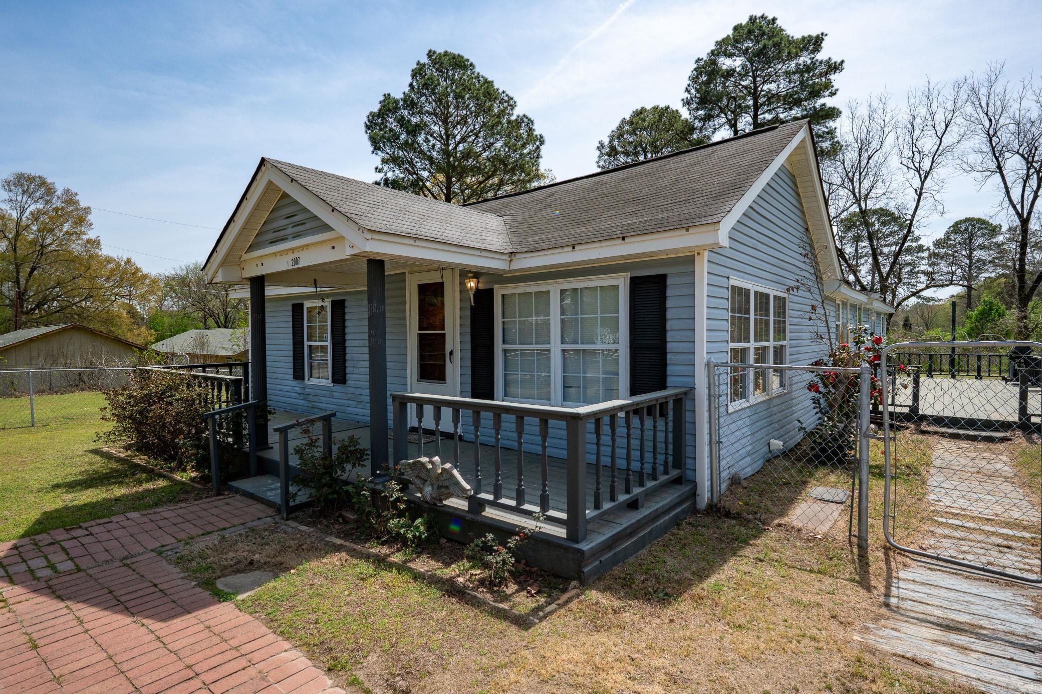 LEIPER HEIGHTS ADDITION - Residential
