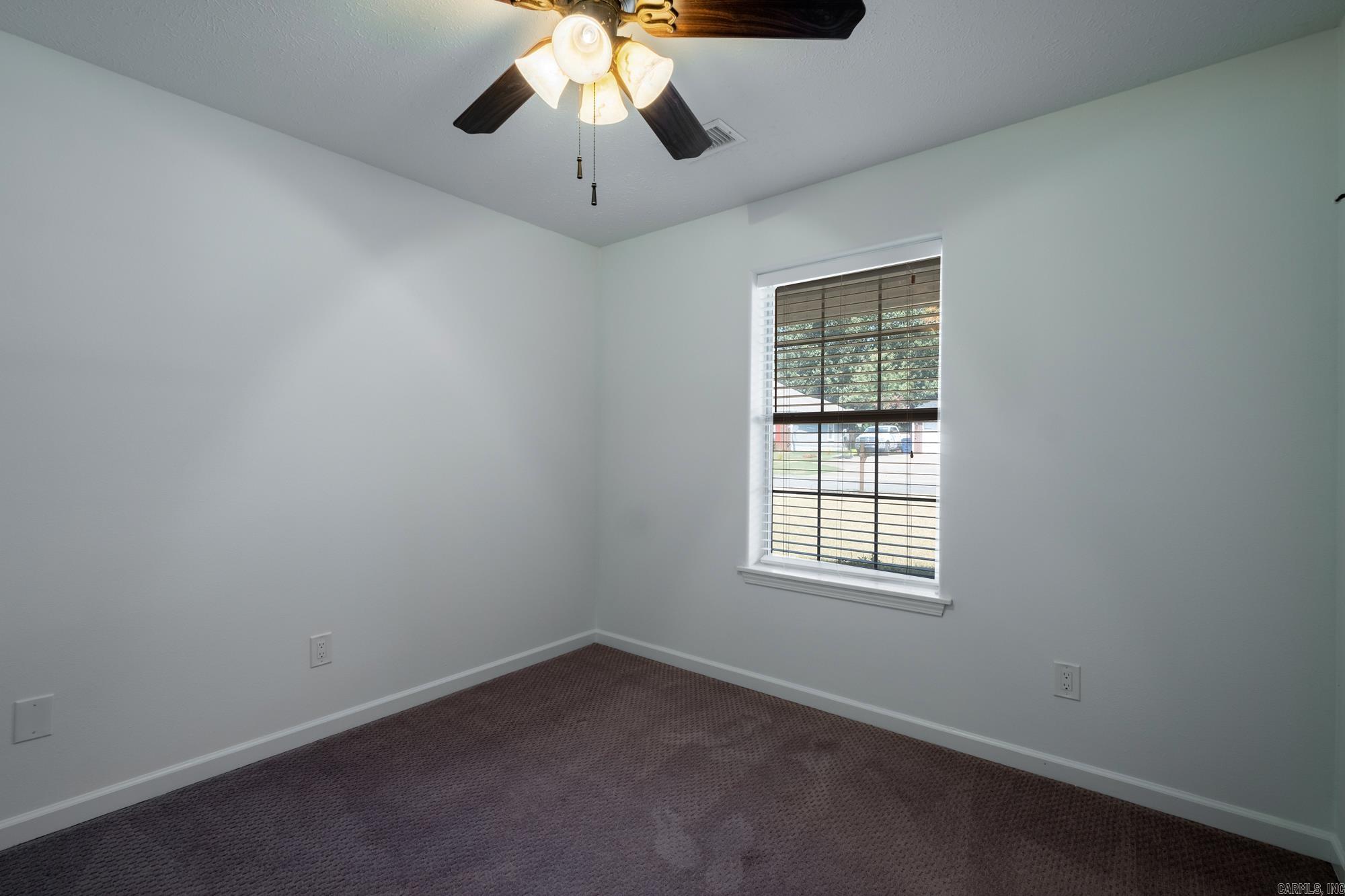 Fox Run II - Residential Lease