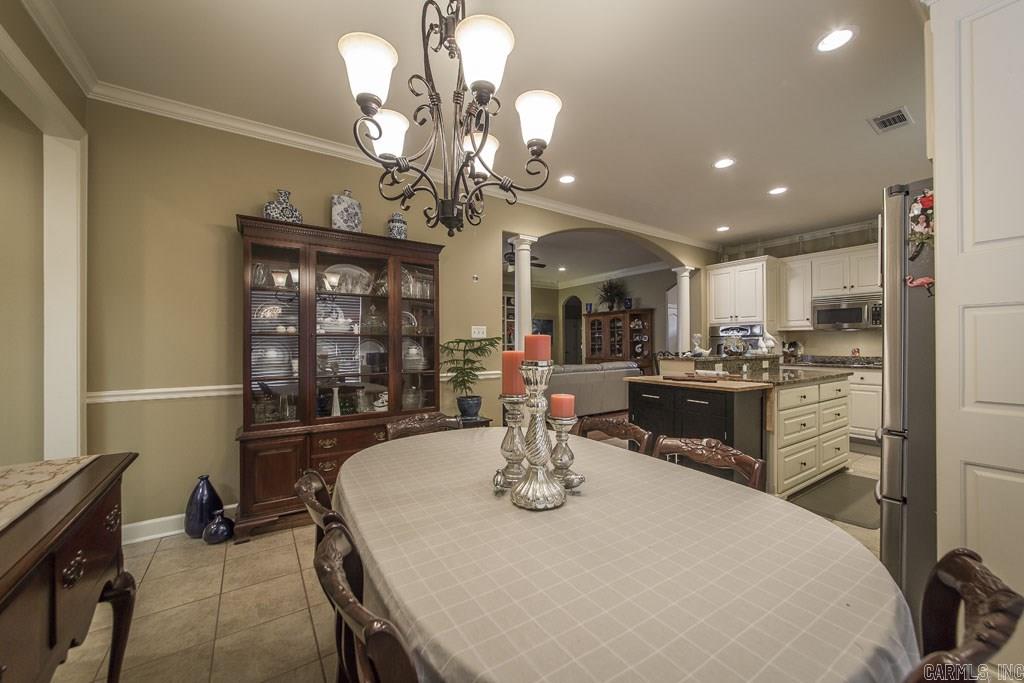 CAPITOL LAKES ESTATES - Residential