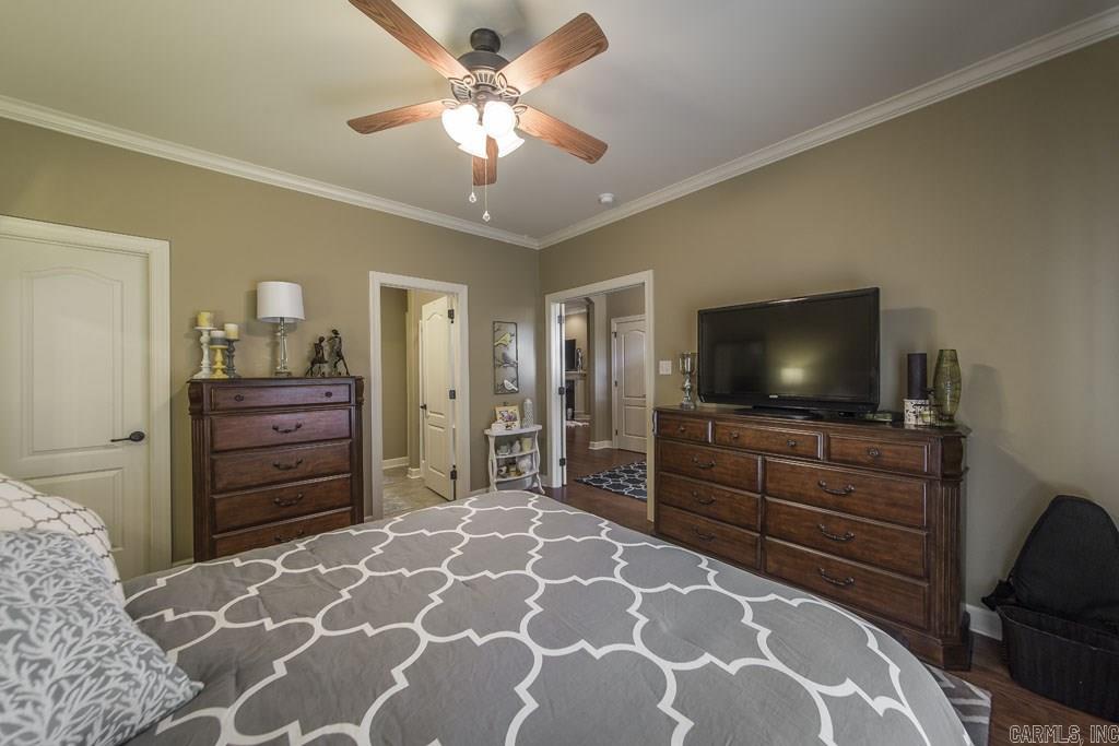 CAPITOL LAKES ESTATES - Residential