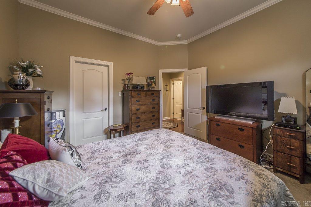 CAPITOL LAKES ESTATES - Residential