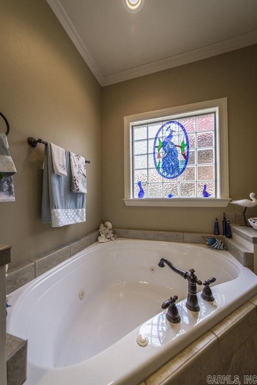 CAPITOL LAKES ESTATES - Residential