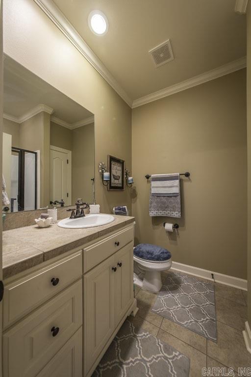 CAPITOL LAKES ESTATES - Residential