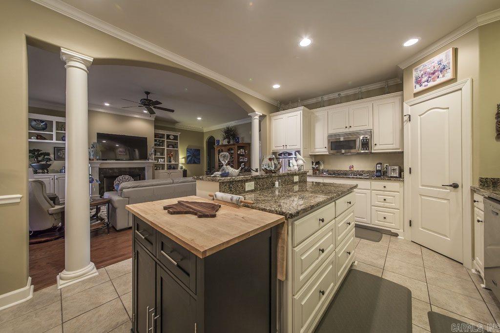 CAPITOL LAKES ESTATES - Residential