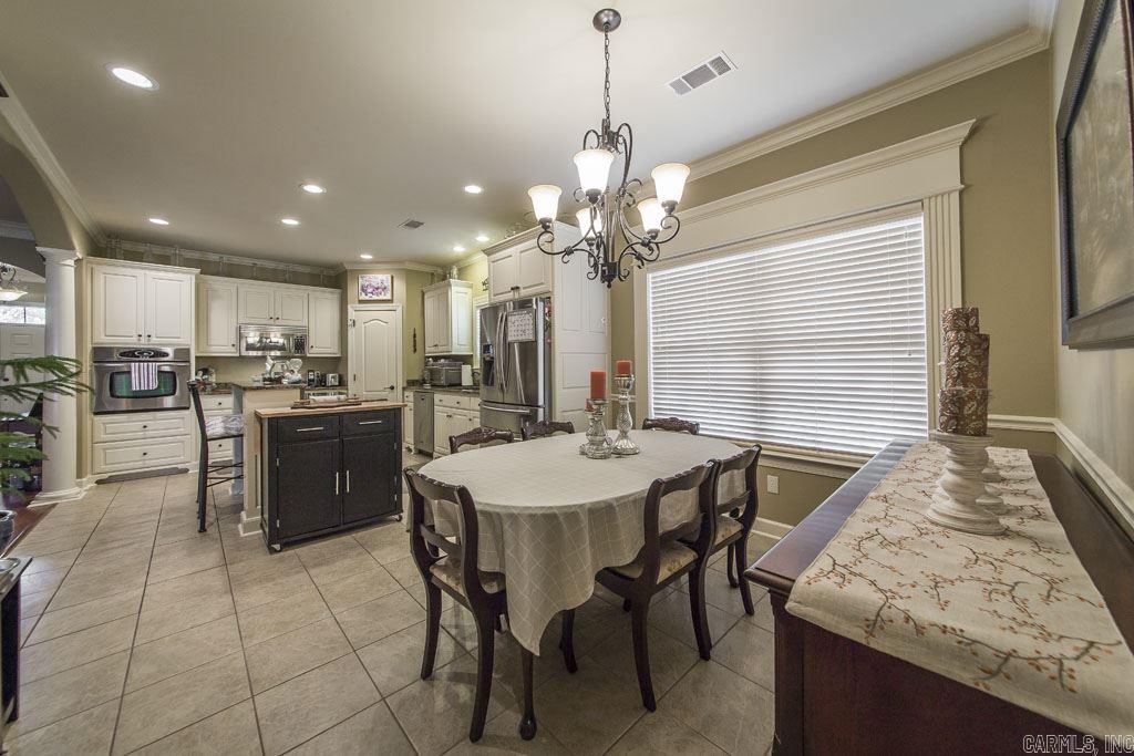 CAPITOL LAKES ESTATES - Residential