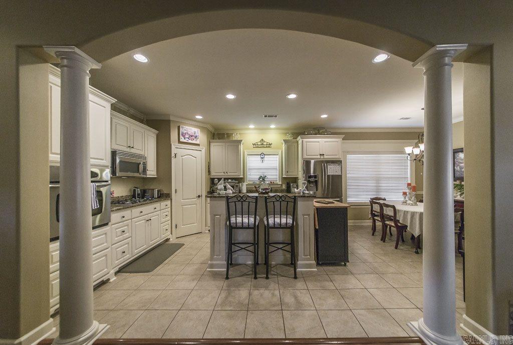 CAPITOL LAKES ESTATES - Residential