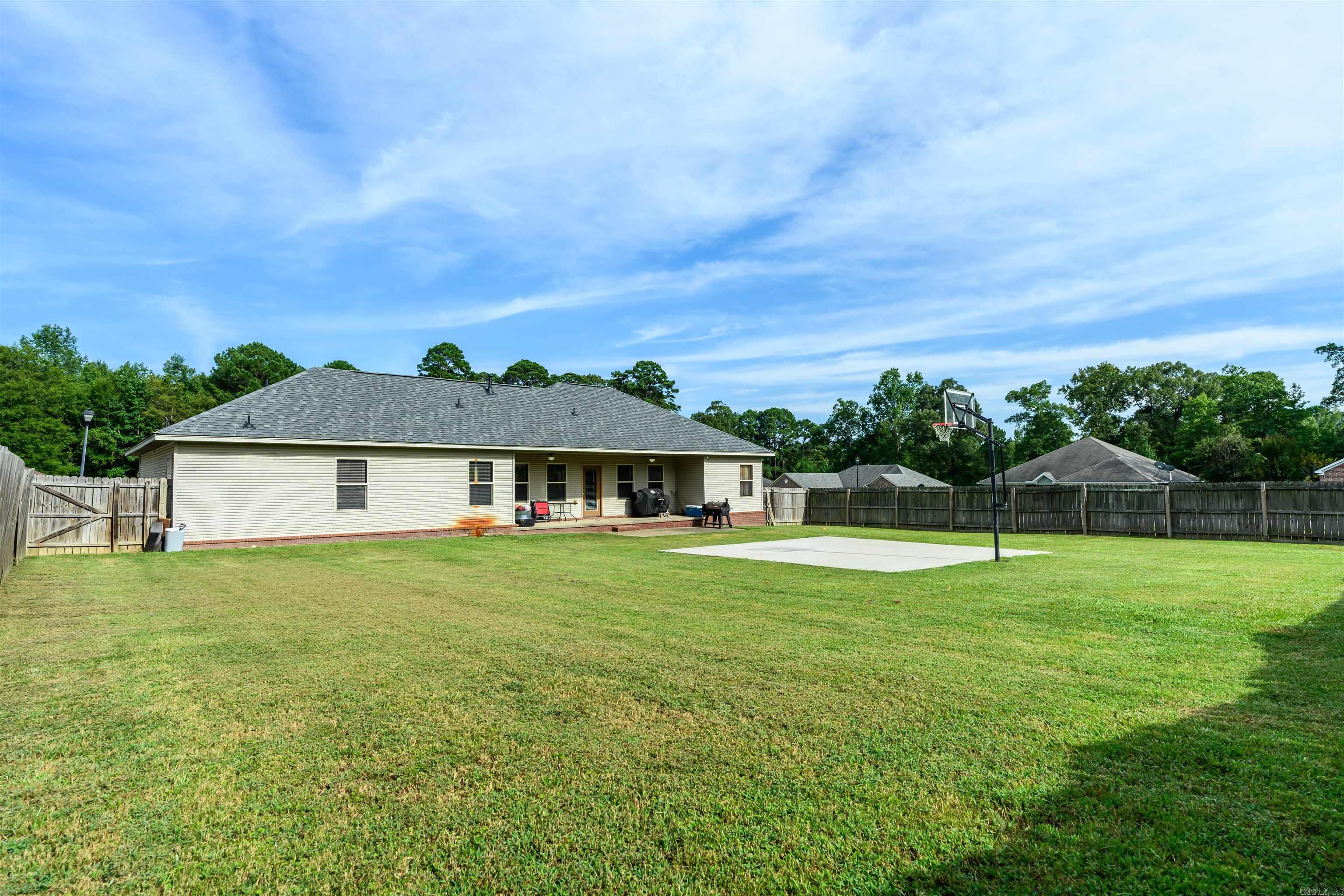 Whispering Oaks Trail - Residential