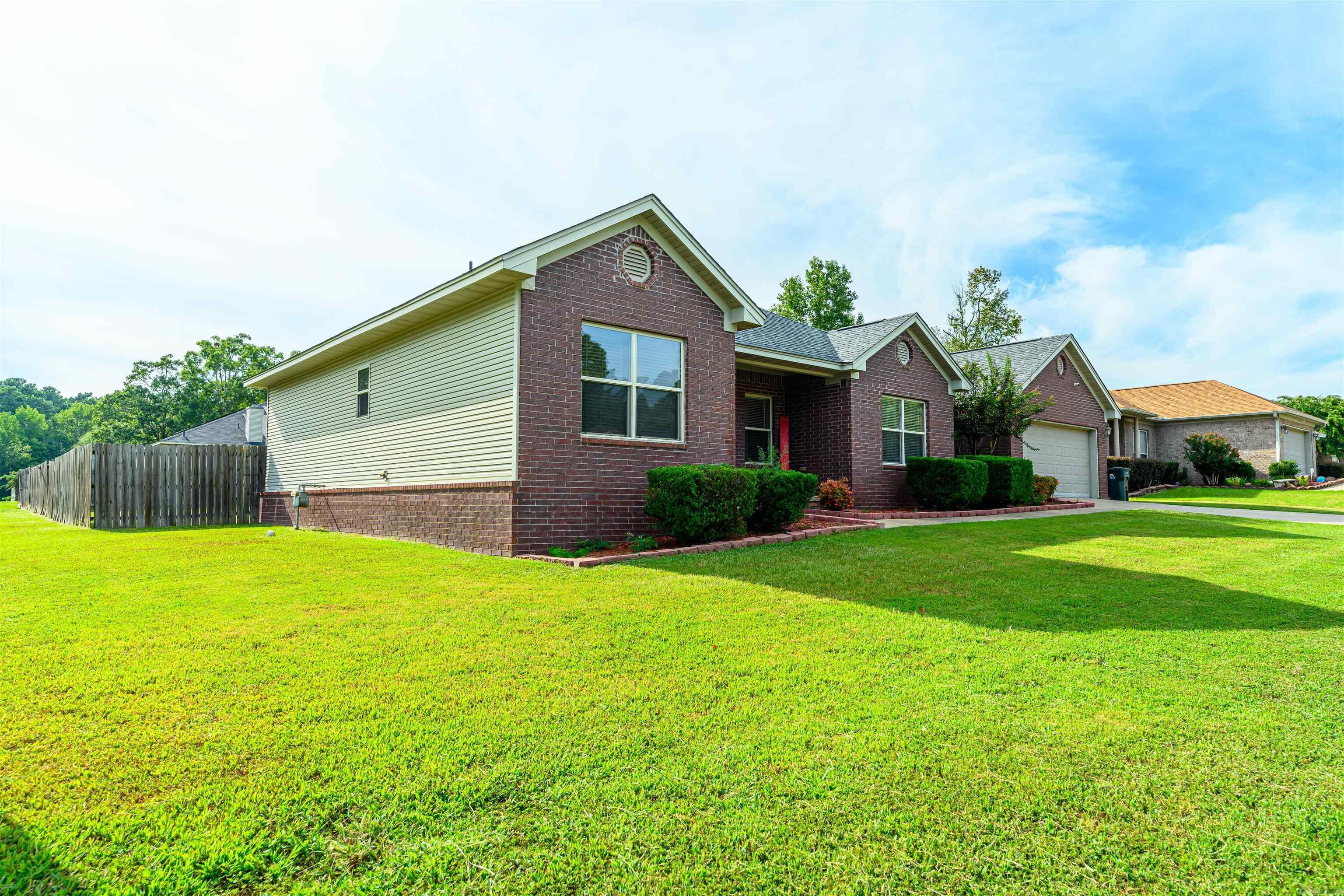 Whispering Oaks Trail - Residential