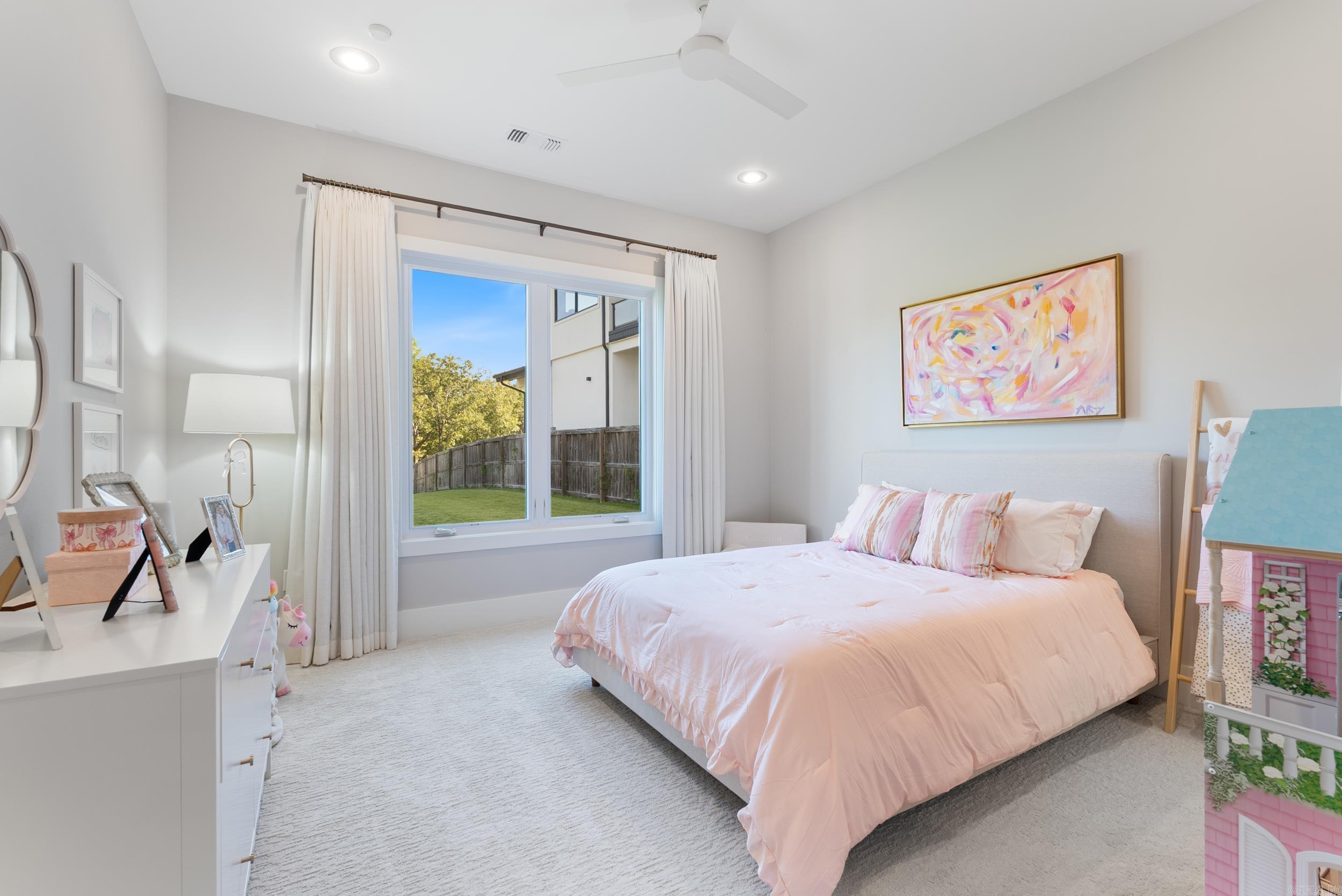 CHENAL VALLEY "FALSTONE COURT" - Residential