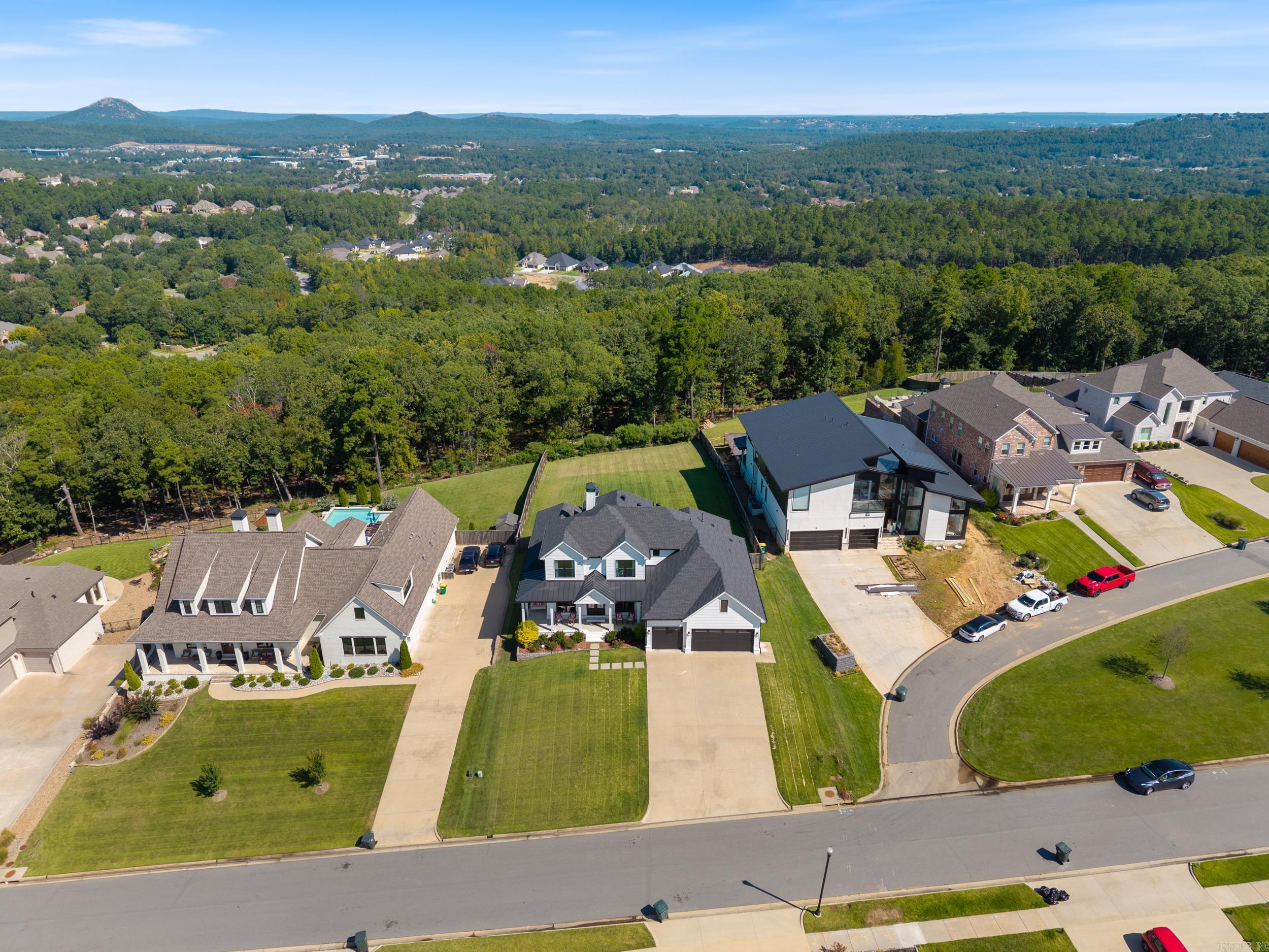 CHENAL VALLEY "FALSTONE COURT" - Residential