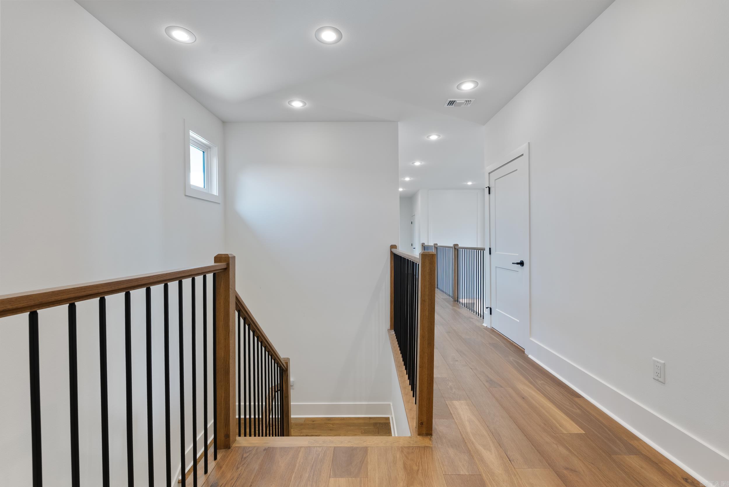 CHENAL VALLEY "FALSTONE COURT" - Residential