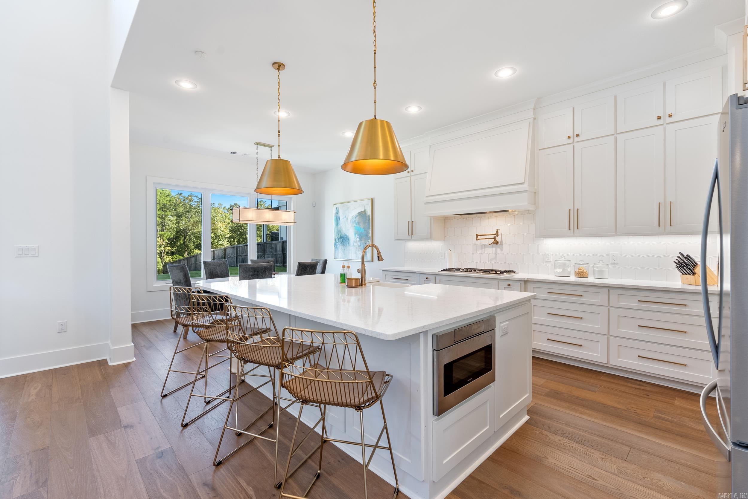 CHENAL VALLEY "FALSTONE COURT" - Residential