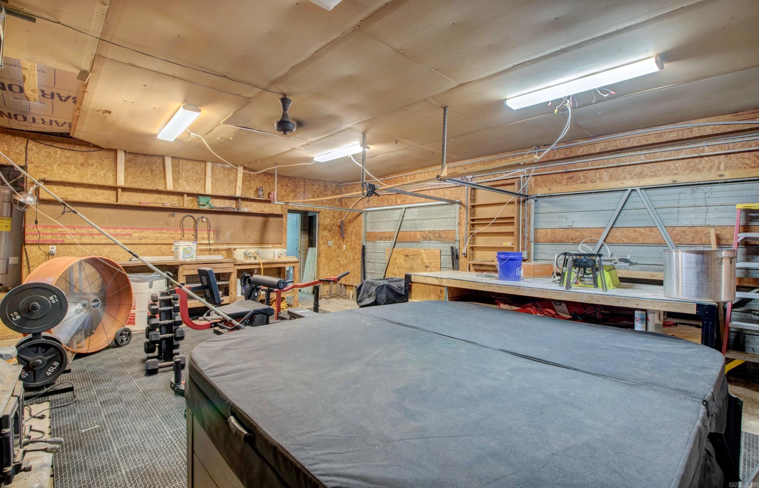 HENSLEE HTS ADD - Residential