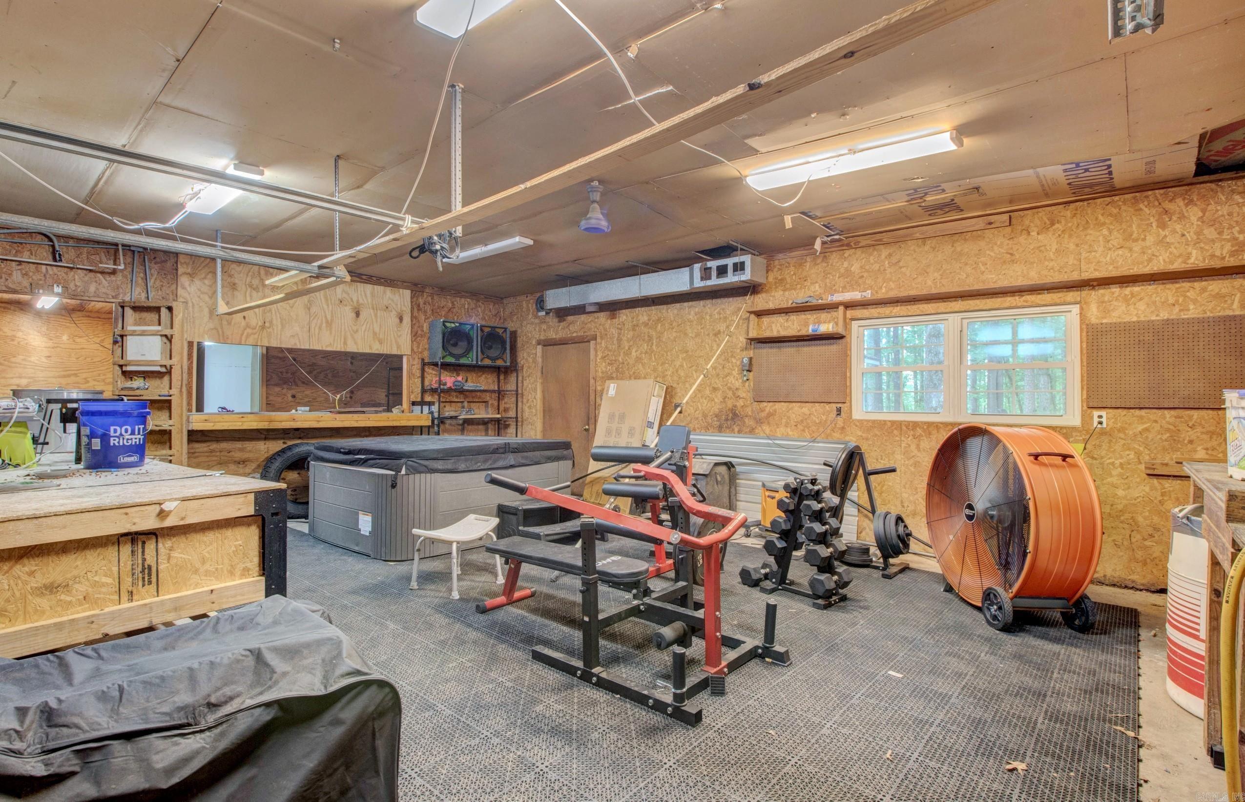 HENSLEE HTS ADD - Residential