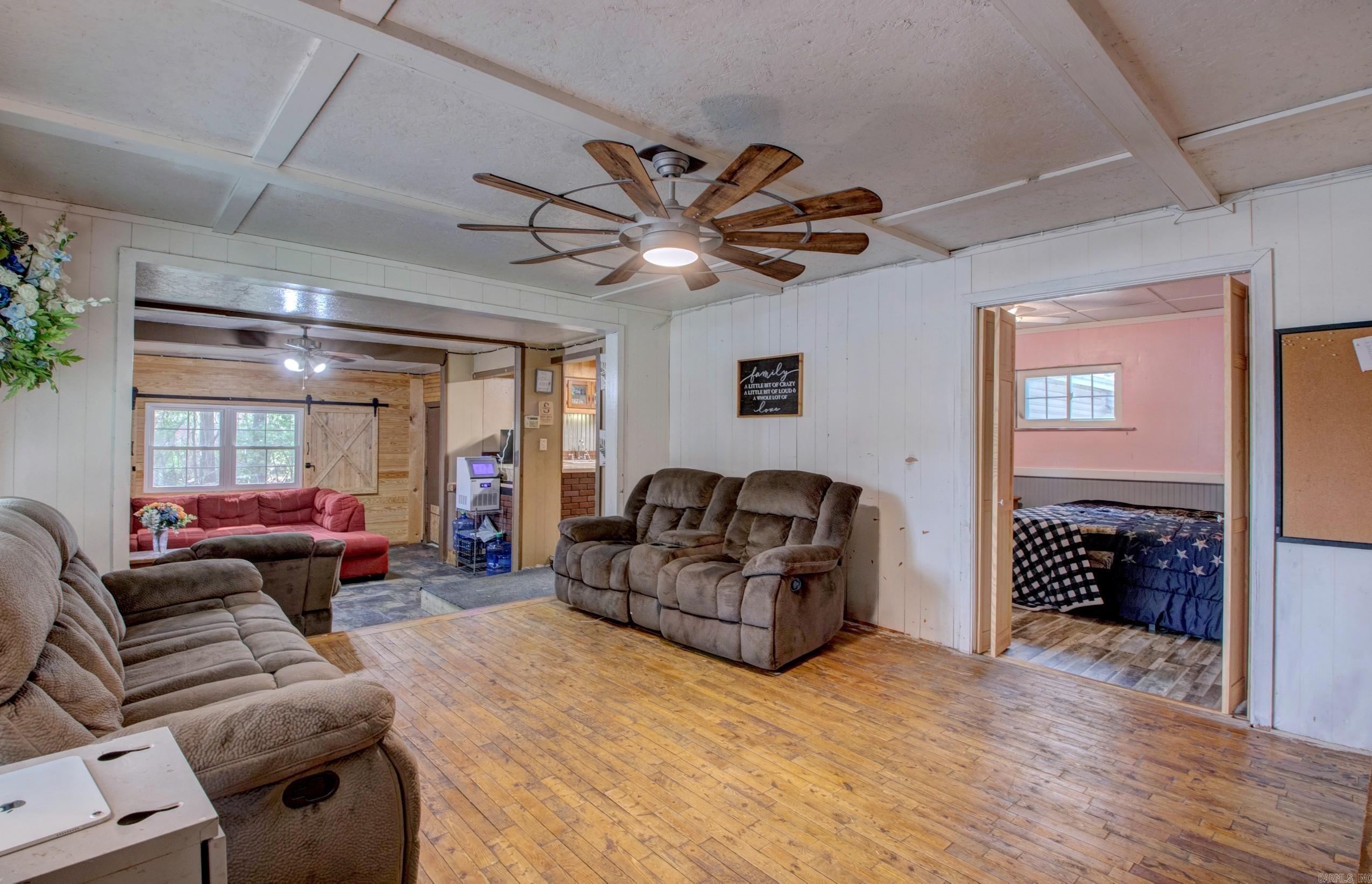 HENSLEE HTS ADD - Residential