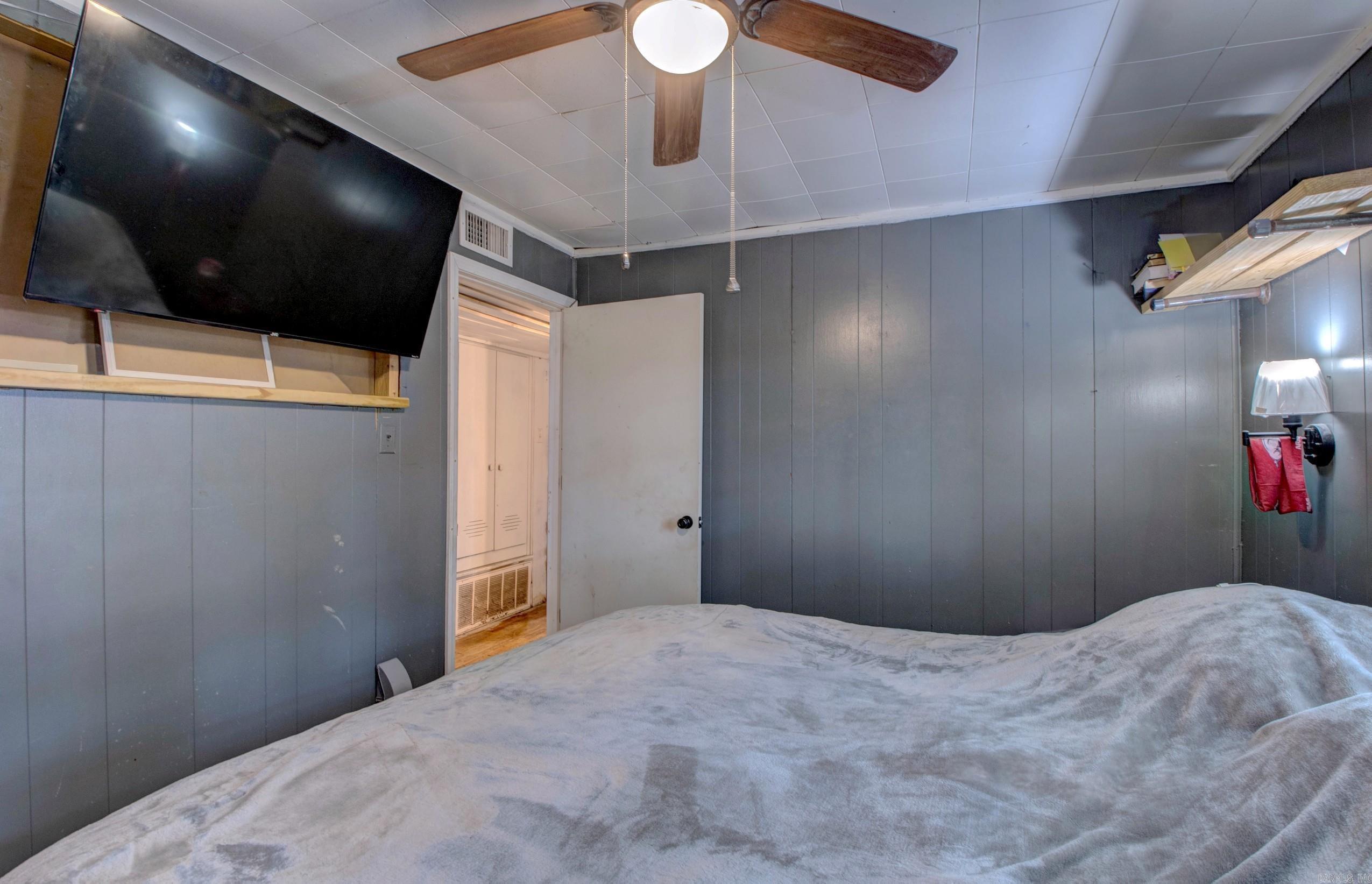 HENSLEE HTS ADD - Residential
