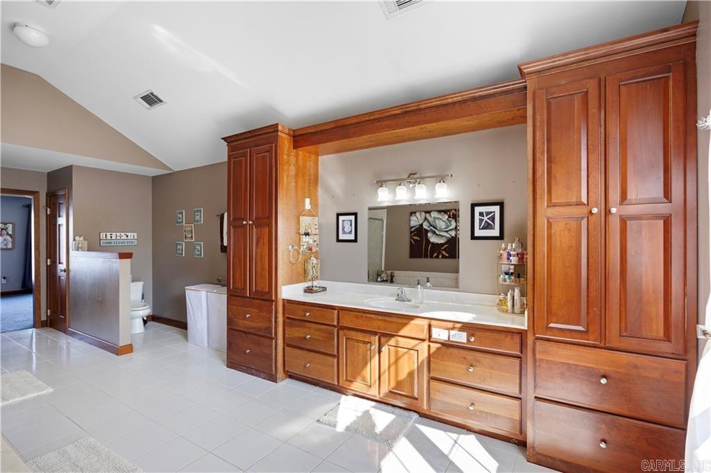 EAGLE RIDGE I - Residential