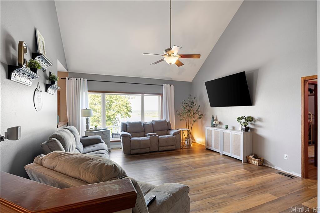 EAGLE RIDGE I - Residential