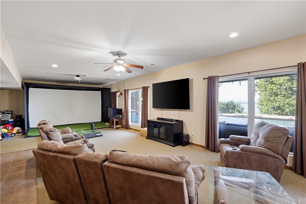 EAGLE RIDGE I - Residential