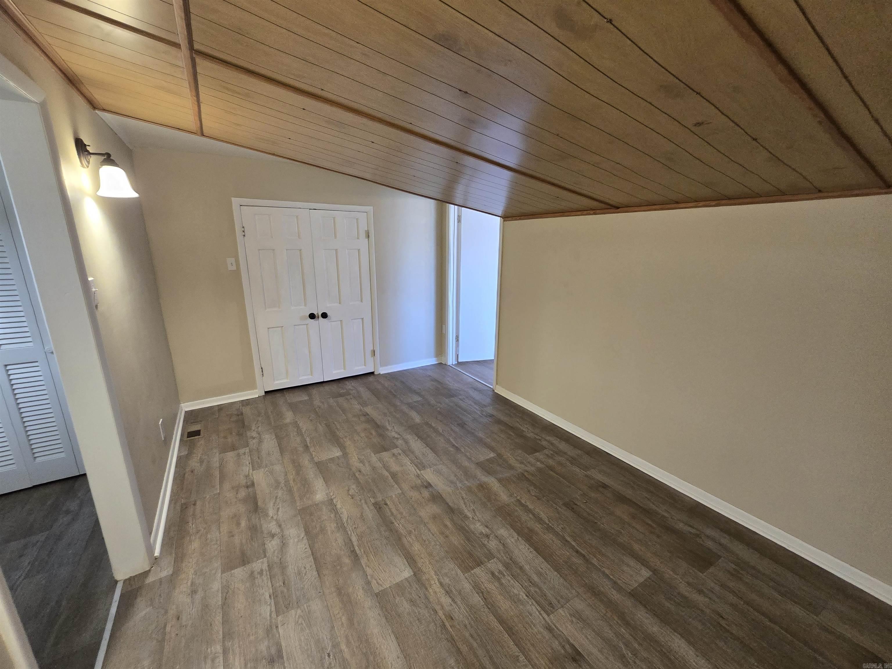 Brookwood - Residential Lease