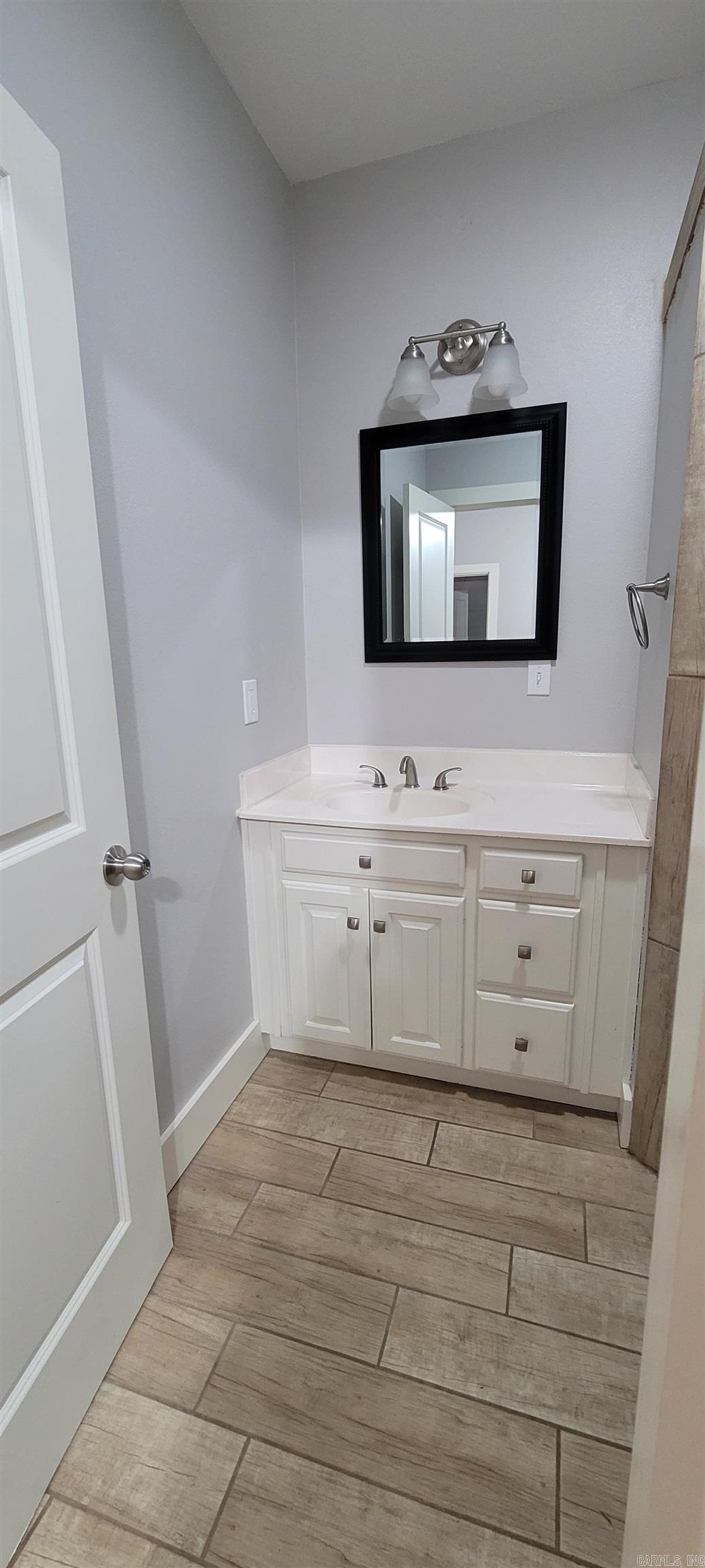 CLIFTONS ADDN - Residential