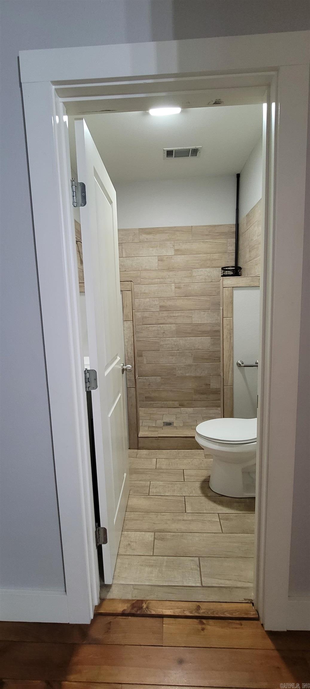 CLIFTONS ADDN - Residential