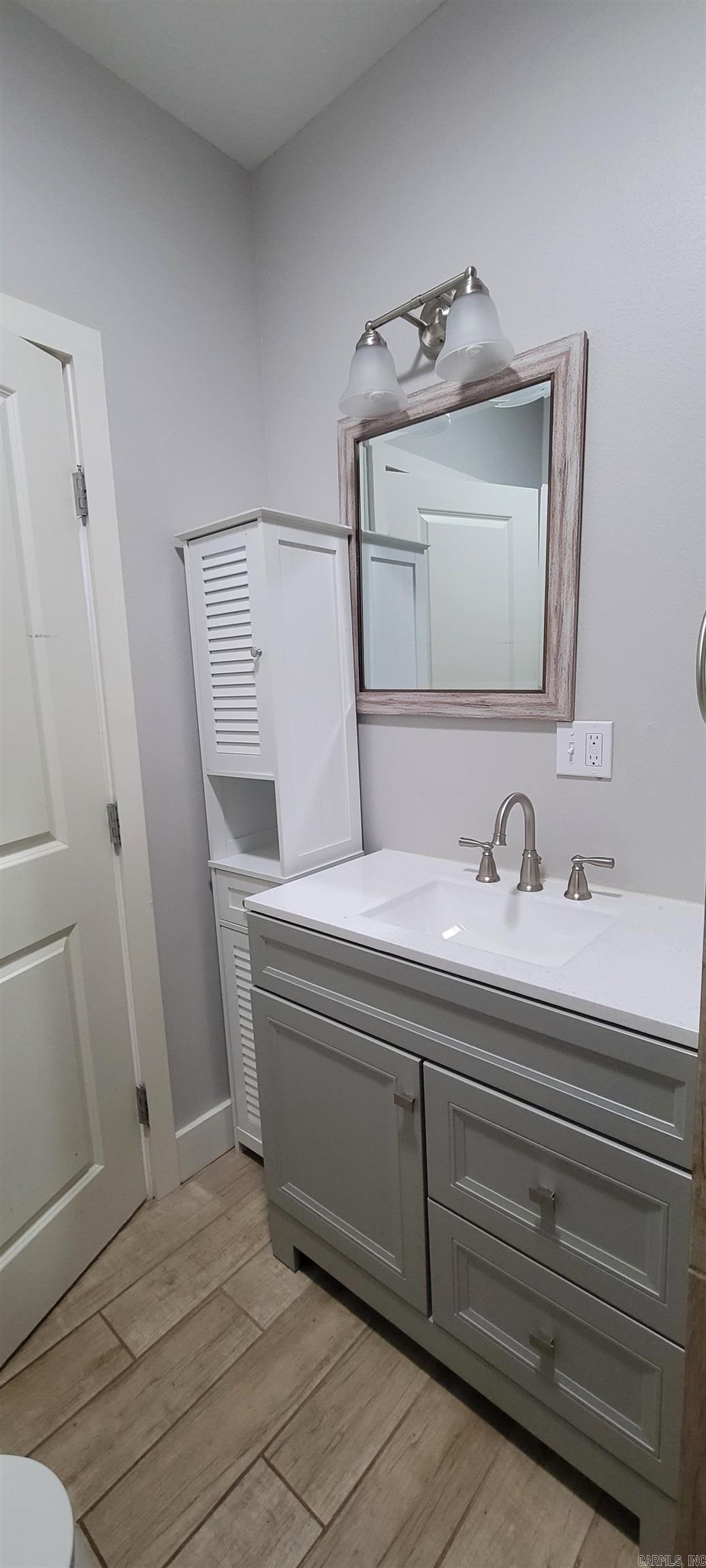 CLIFTONS ADDN - Residential