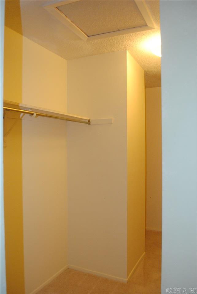 Shadow Oaks - Residential Lease