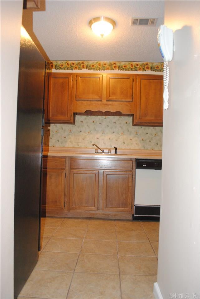 Shadow Oaks - Residential Lease