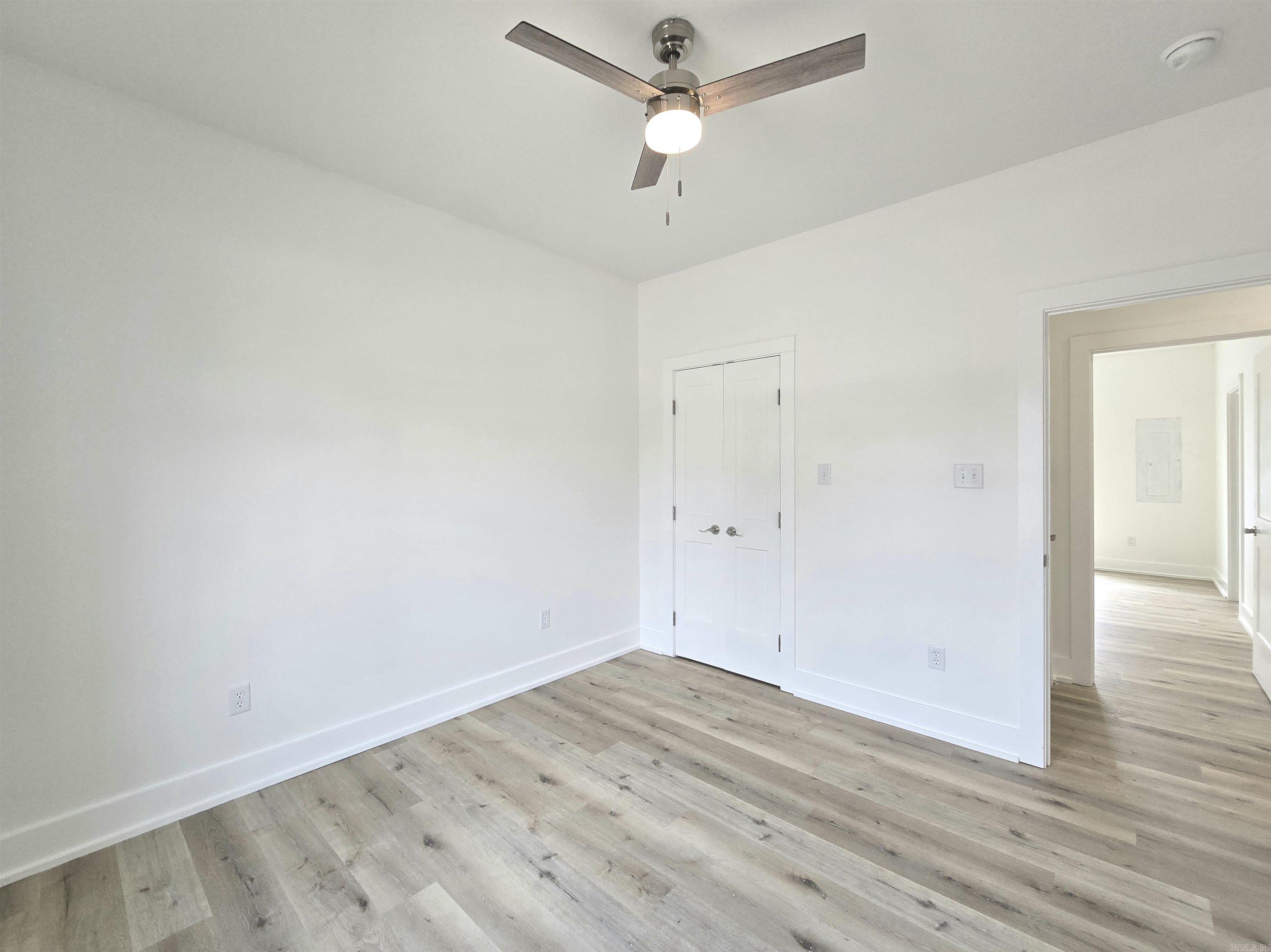 KOHN BRAY - Residential