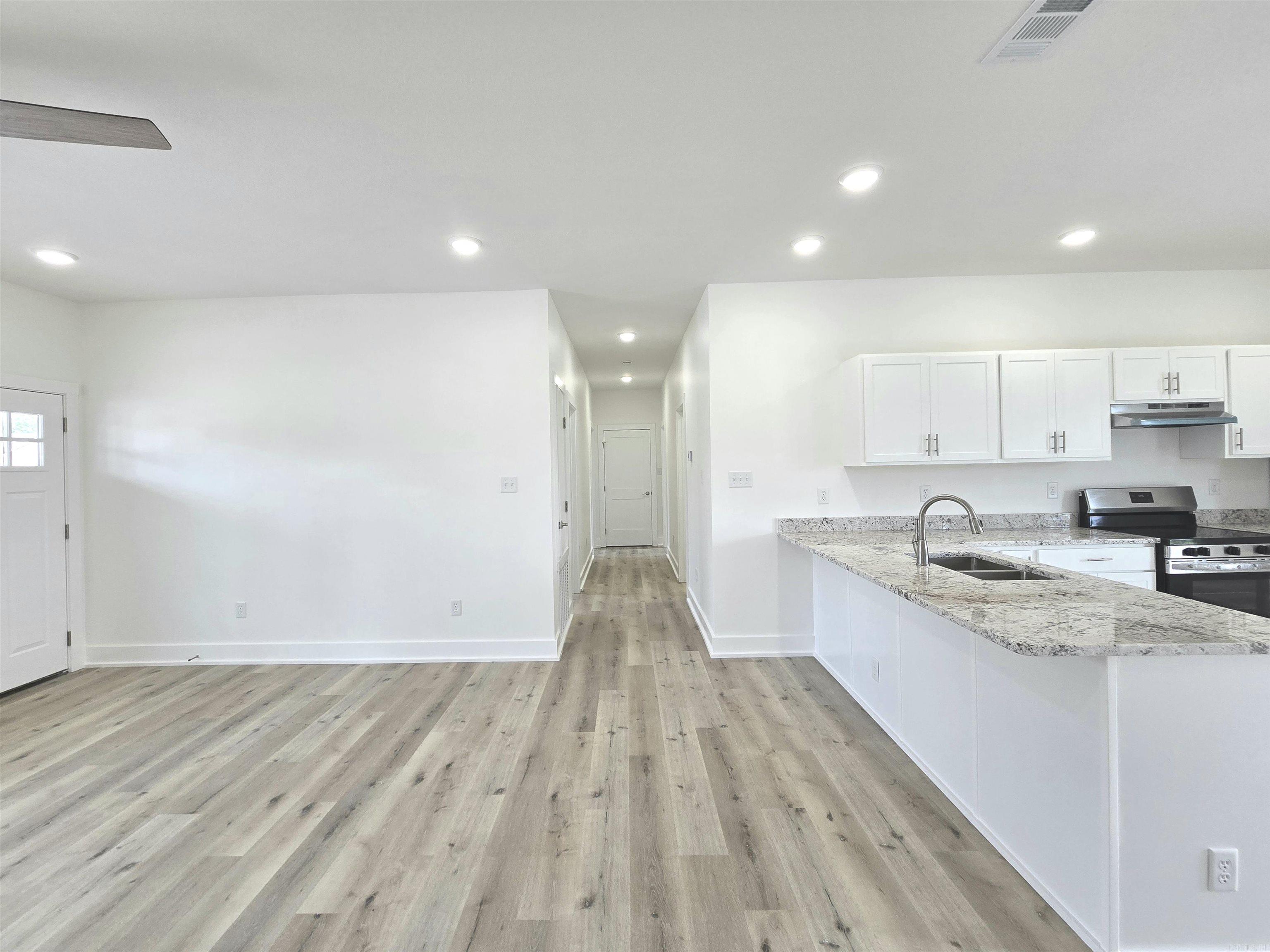 KOHN BRAY - Residential
