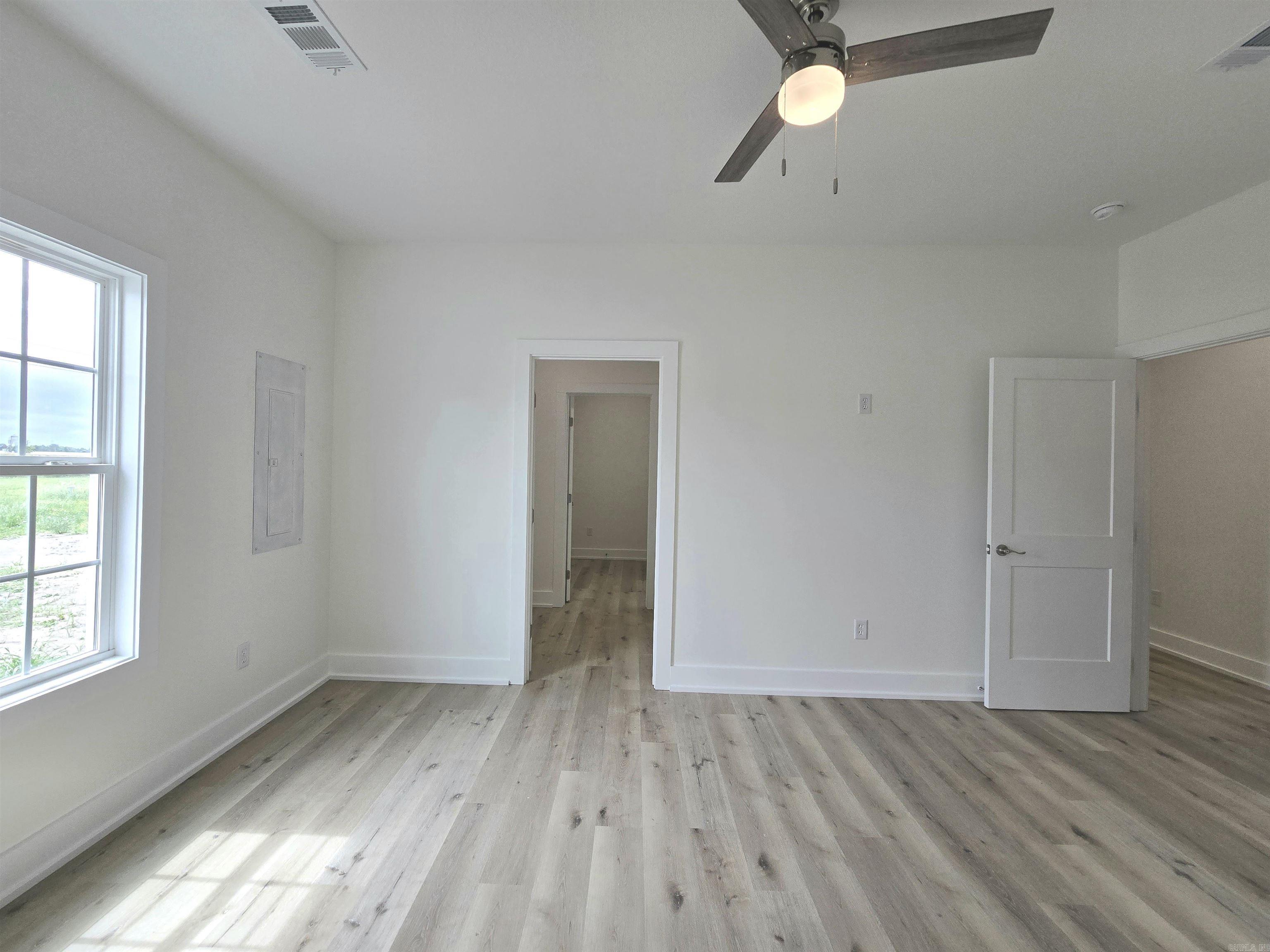 KOHN BRAY - Residential