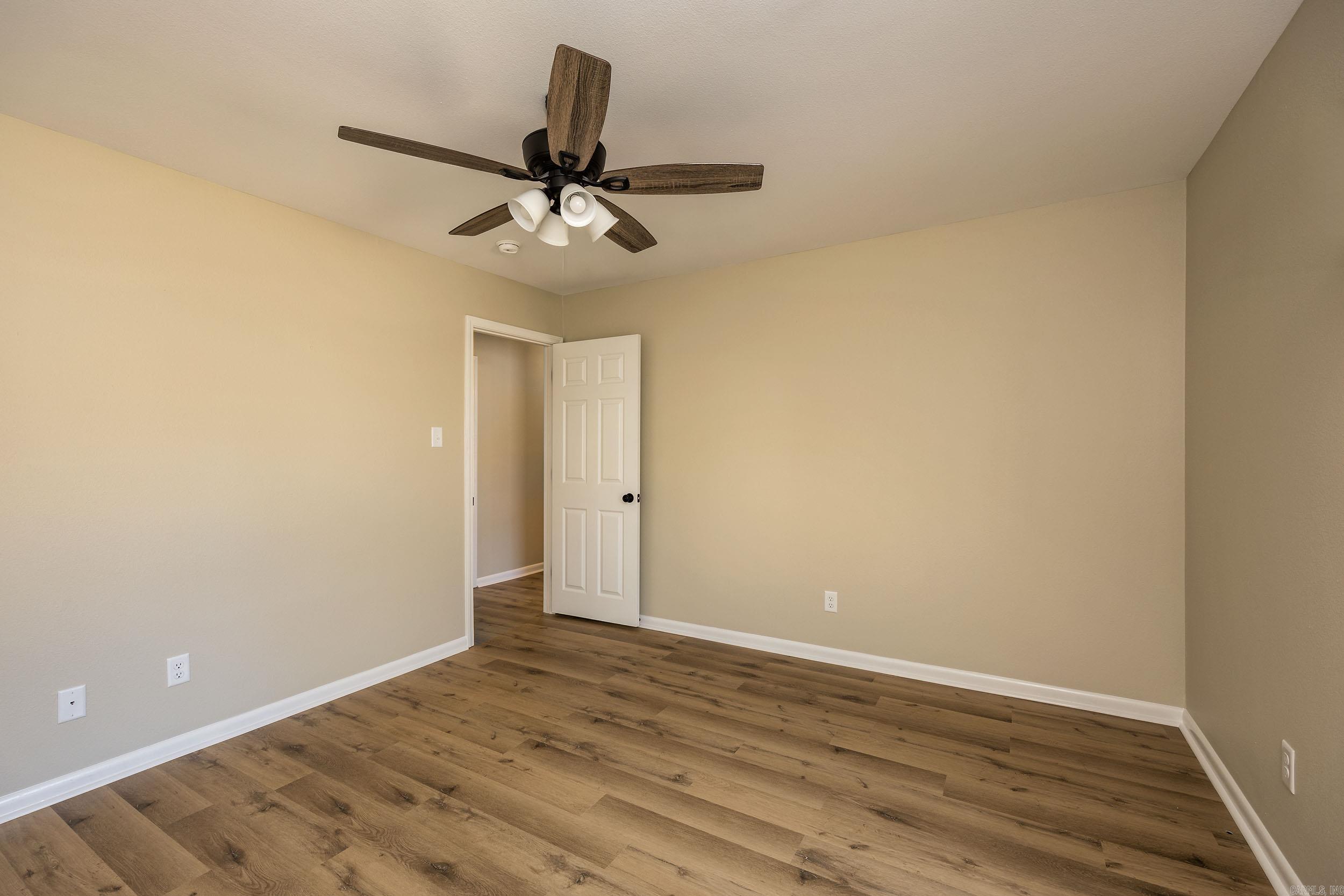 FOXWOOD J - Residential