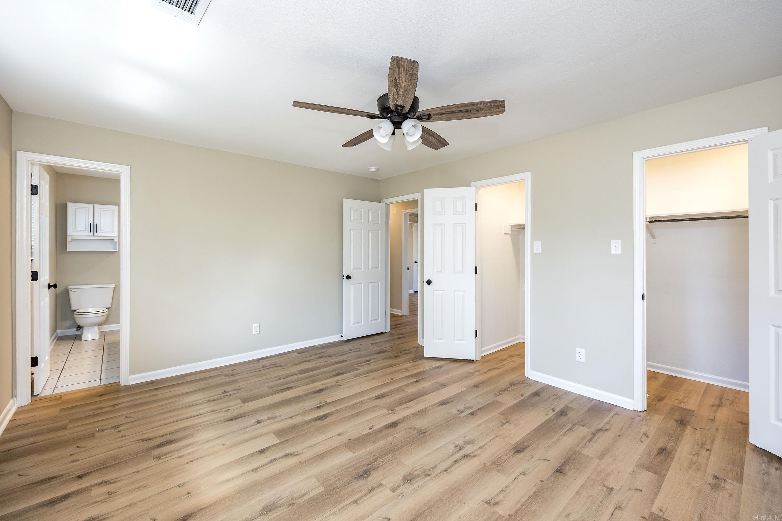 FOXWOOD J - Residential